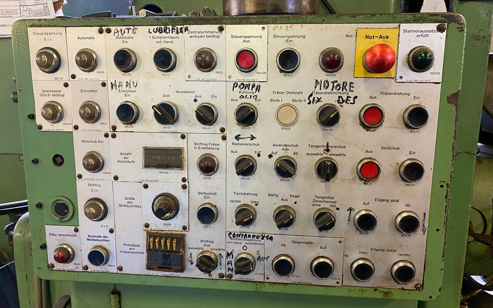 Usato Dentatrice a creatore PFAUTER P 251 HM