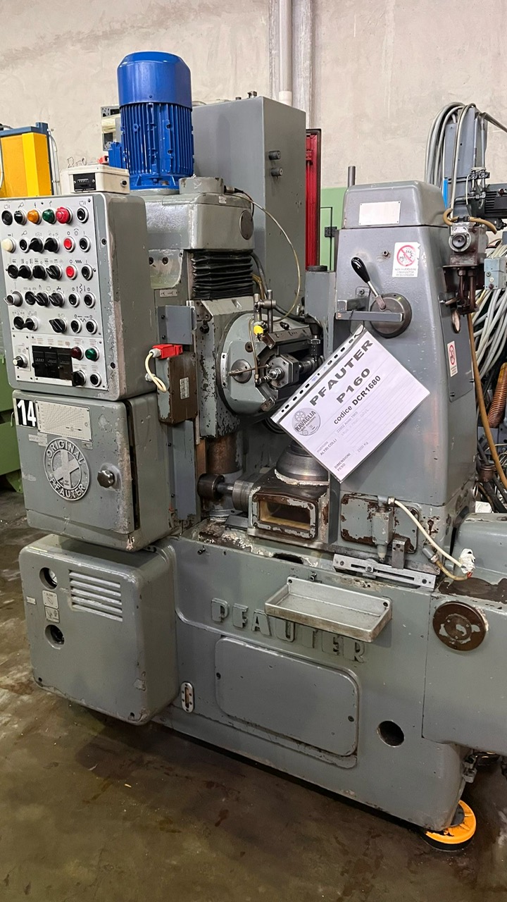 Usato Dentatrice a creatore PFAUTER P 160 V