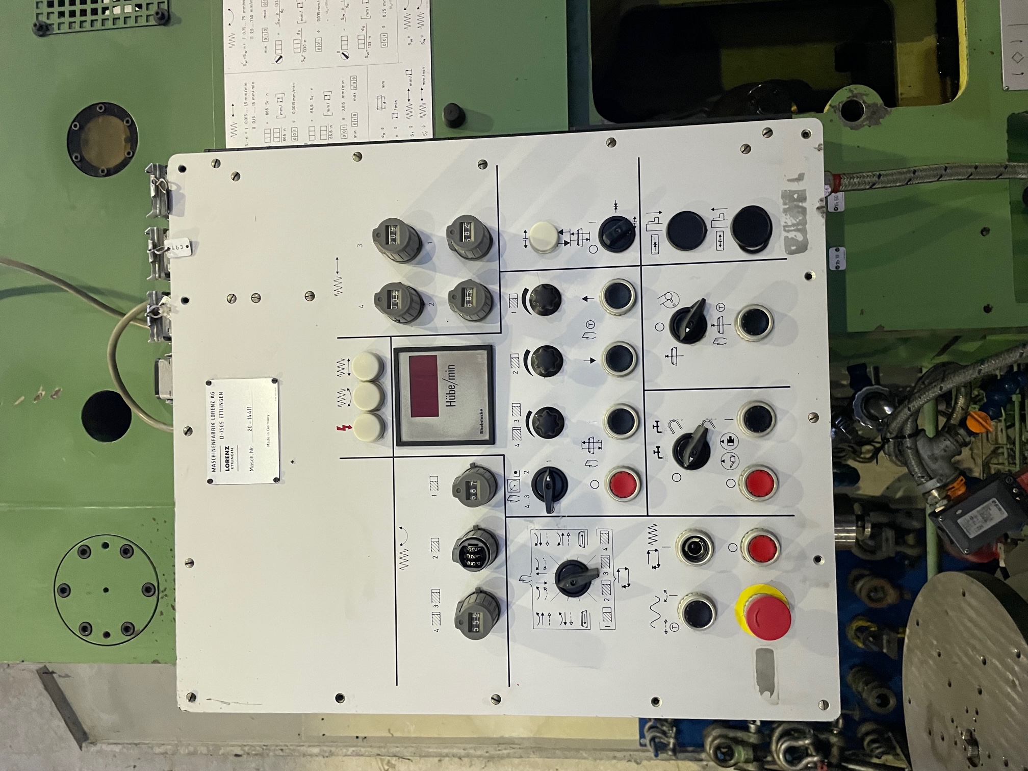 Usato Dentatrice a coltello LORENZ LS 630