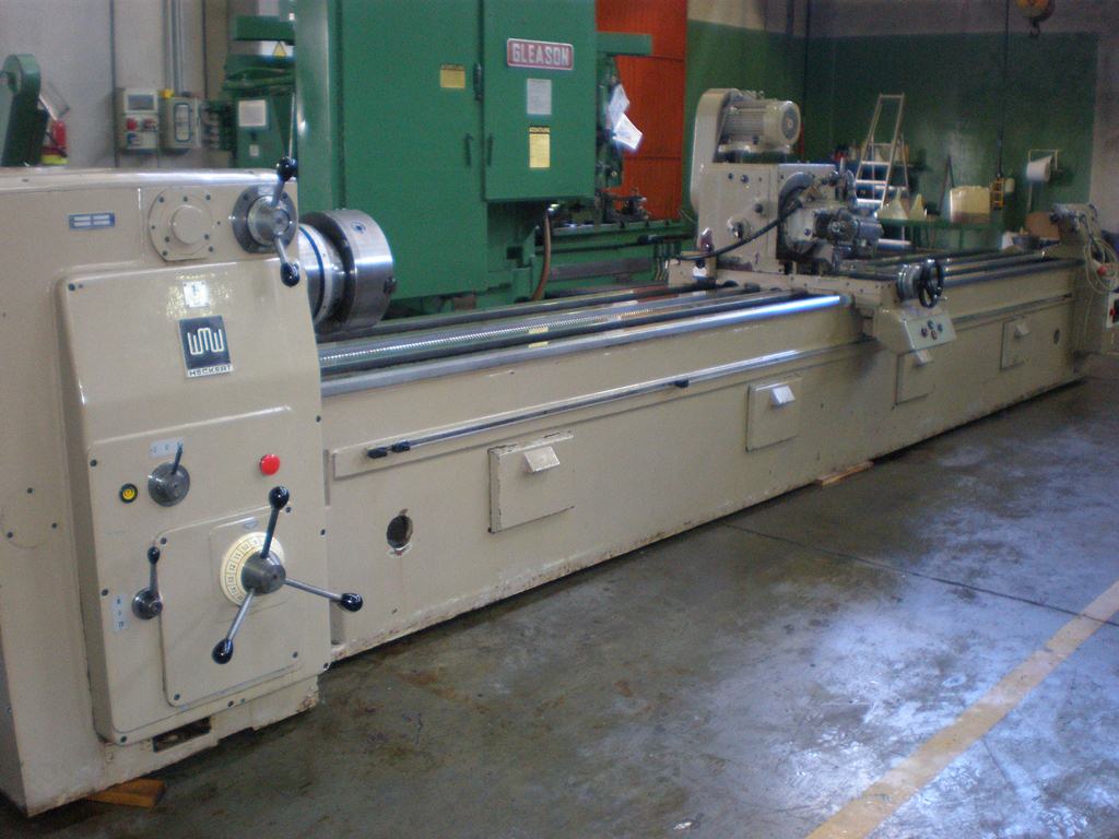 Usato Fresatrice per viti e filetti HECKERT ZFWVG 250x5000