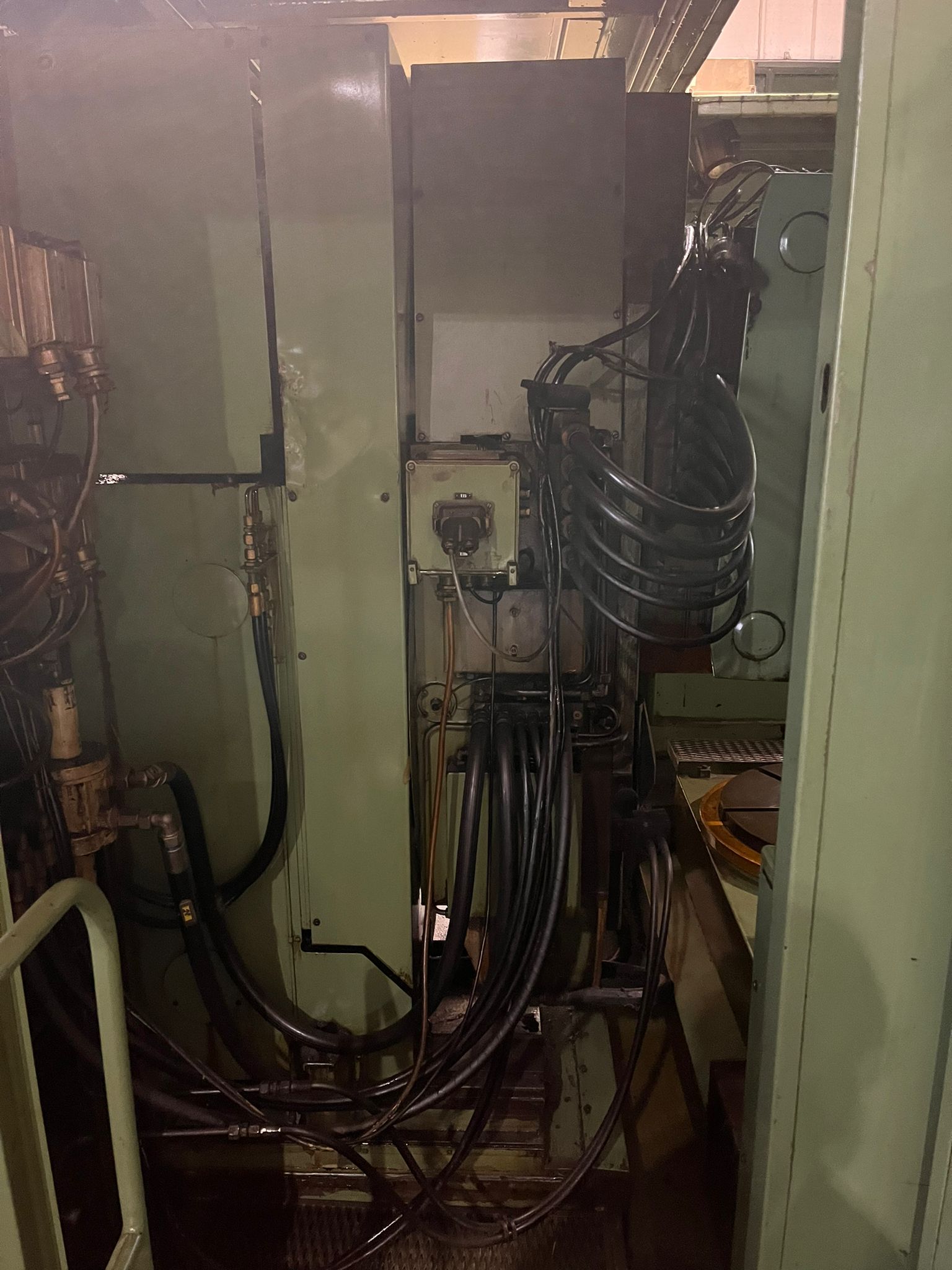 Usato Rettifica per ingranaggi NILES ZSTZ 08 CNC