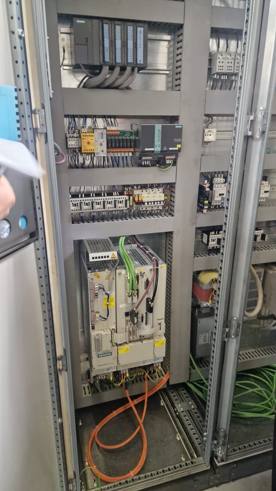 Usato Dentatrice a coltello LORENZ LS 400 CNC