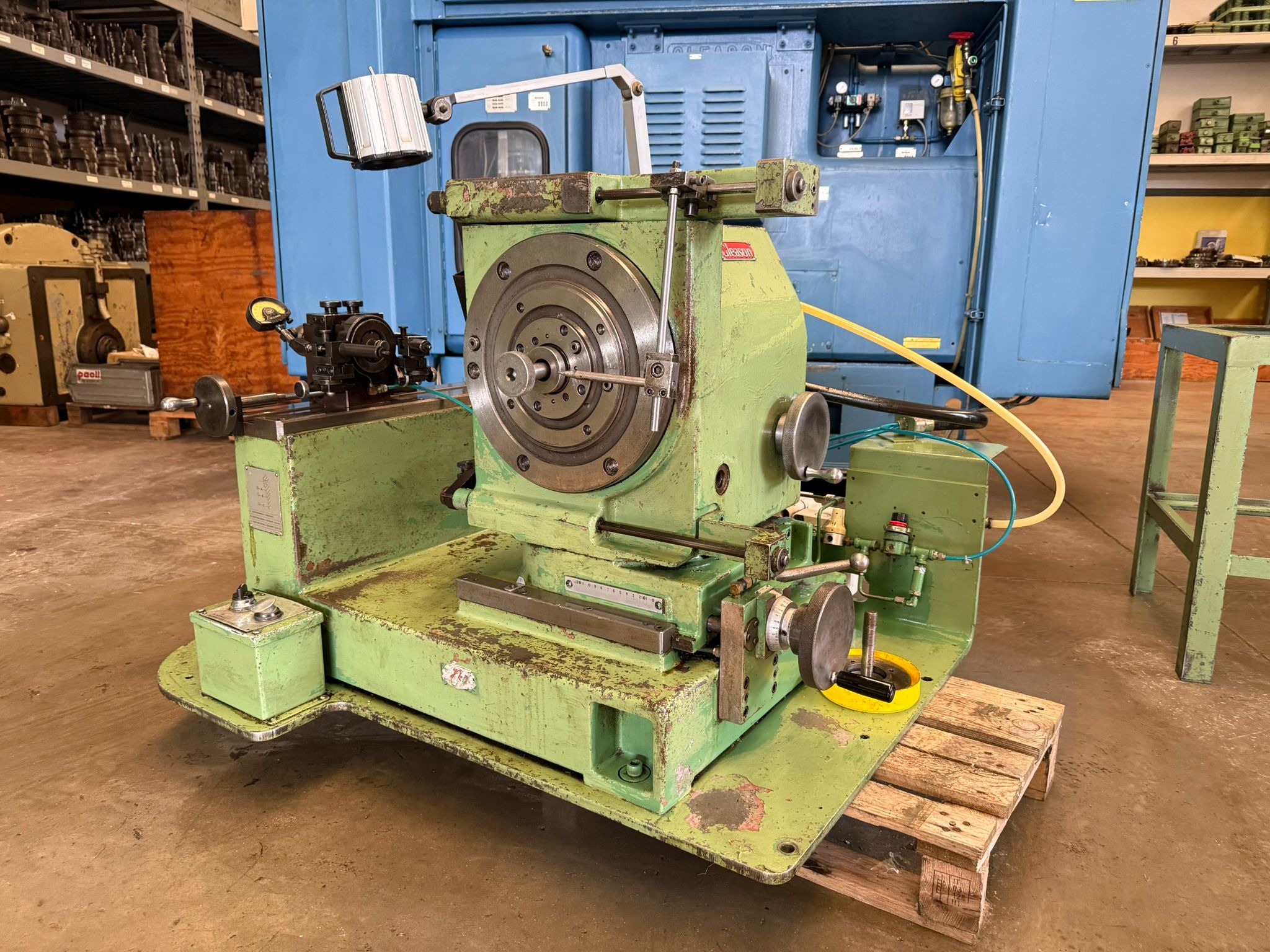 Usato Apparecchio per controllo lame GLEASON 563