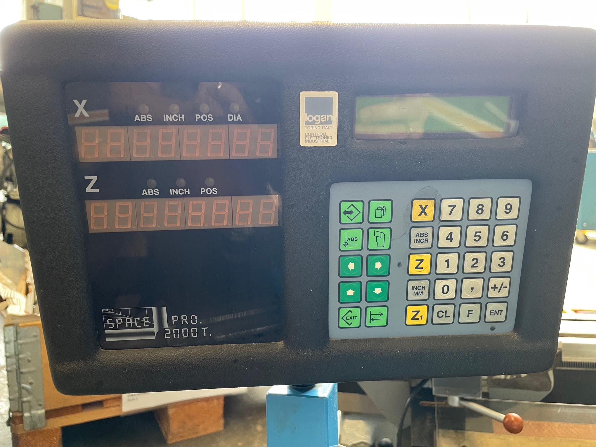 Usato Banco di controllo PTM visualizzato su due Assi