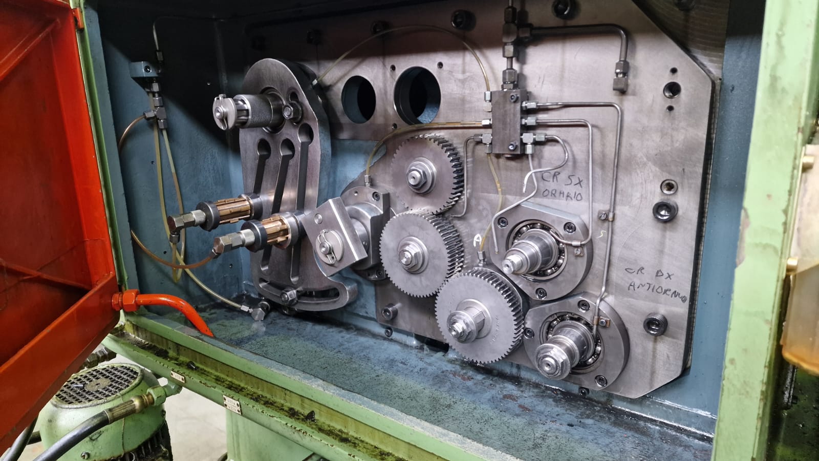 Usato Dentatrice a creatore LIEBHERR L200