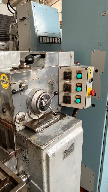 Usato Fresatrice per chiavette DORIA 200 NK