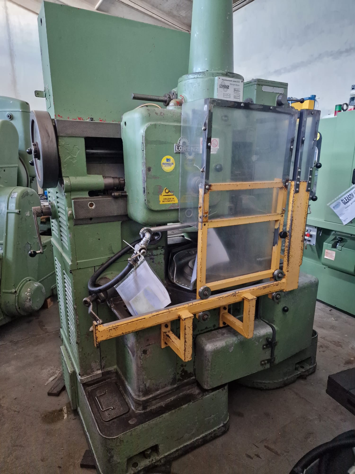 Usato Dentatrice a coltello LORENZ SN5