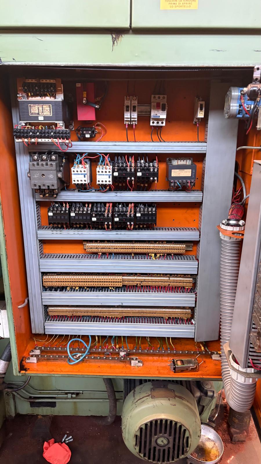 Usato Dentatrice a creatore PFAUTER P 630