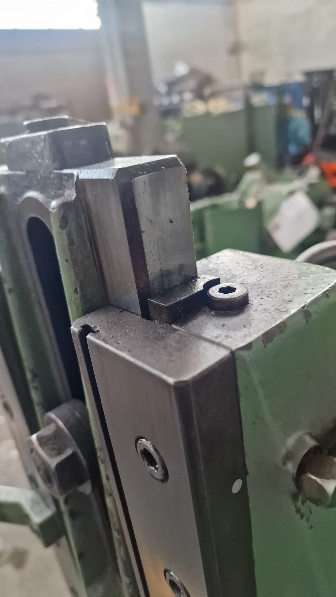 Usato Stozzatrice per chiavette SACHMAN 200