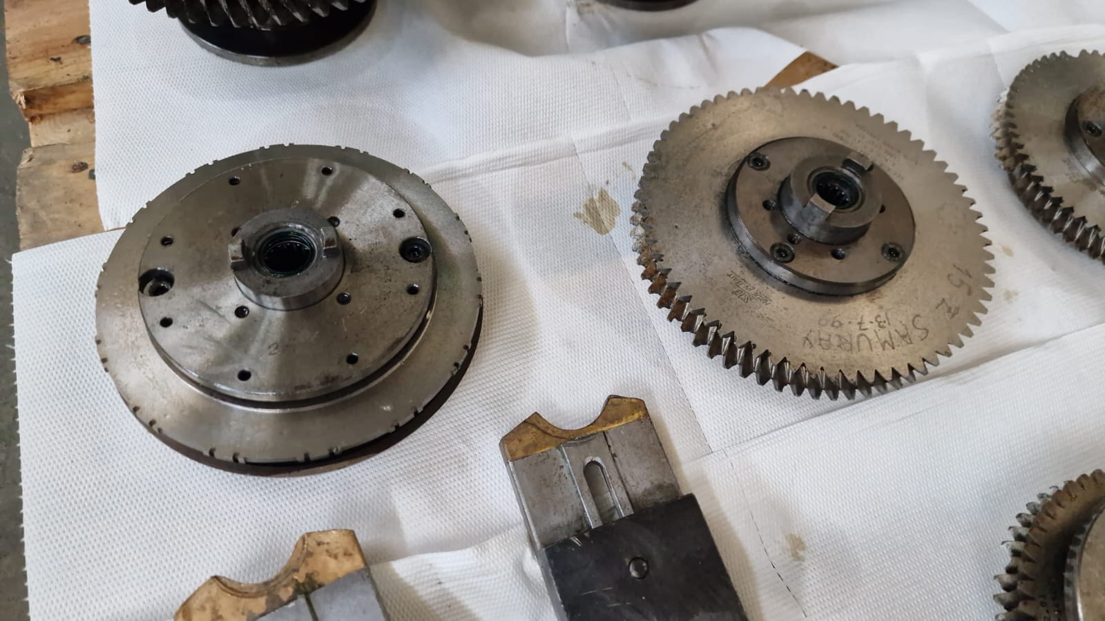 Usato Smussatrice SAMPUTENSILI SCT 3