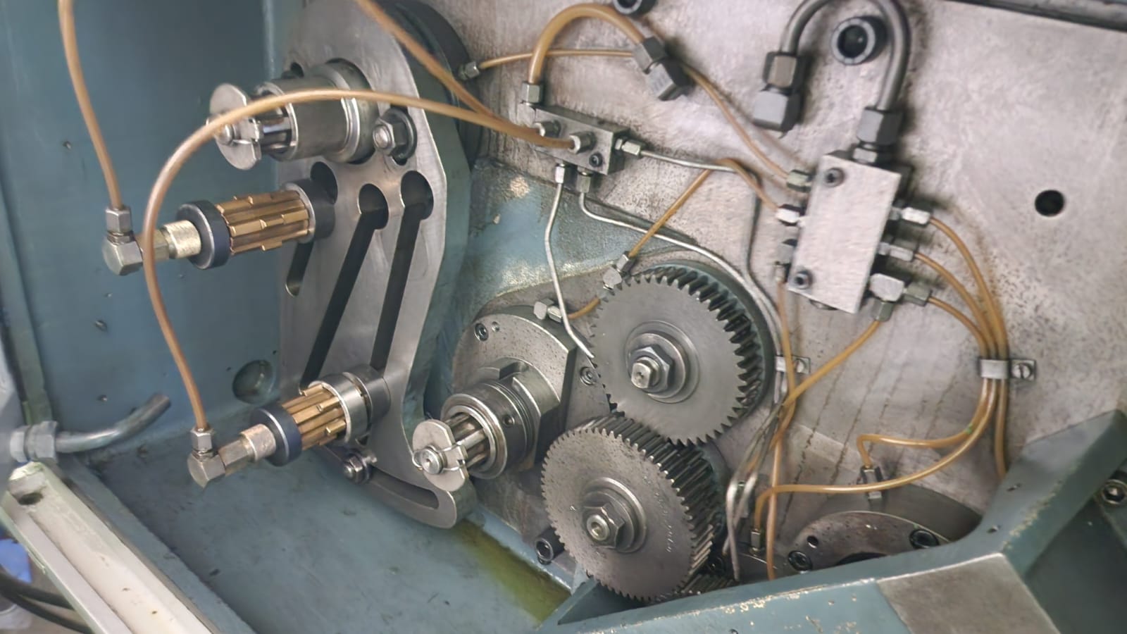 Usato Dentatrice a creatore LIEBHERR L 200