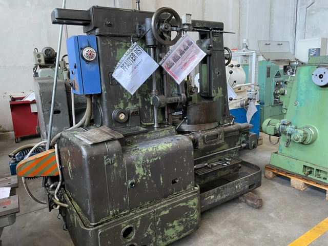 Usato Dentatrice a creatore verticale PFAUTER RS1