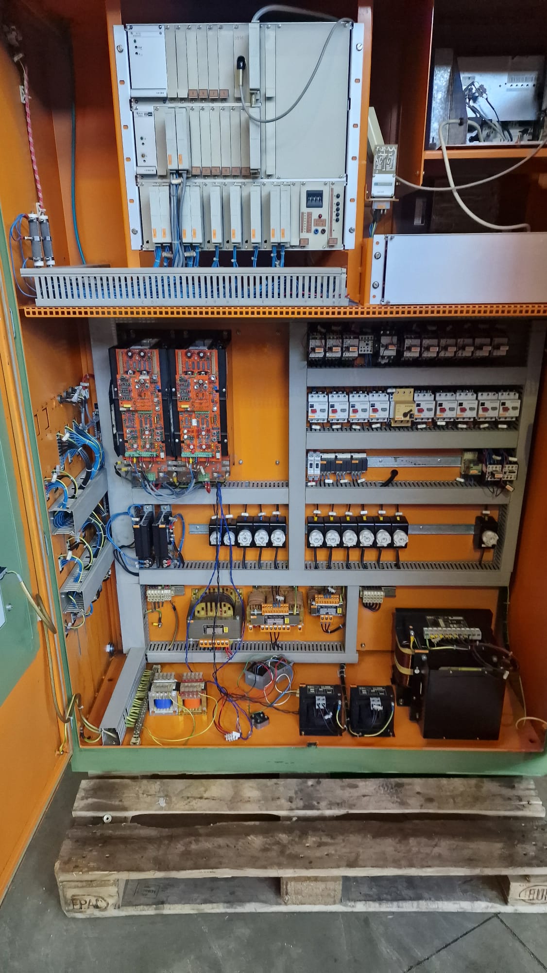 Usato Affilatrice per creatori KLINGELNBERG SNC 30 T