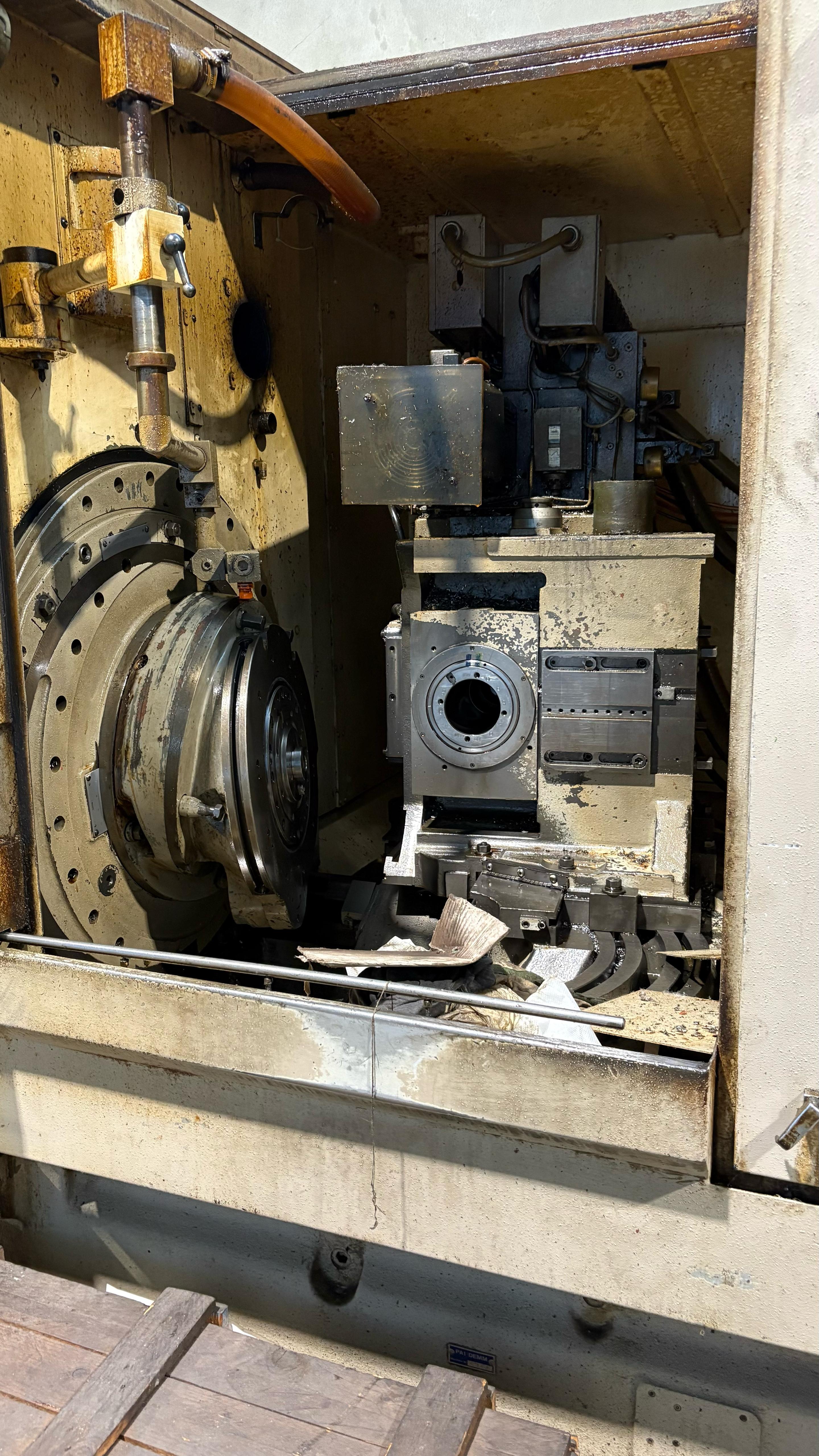 Usato DENTATRICE PER INGRANAGGI CONICI SPIRAL GLEASON GMAX 2010 CNC