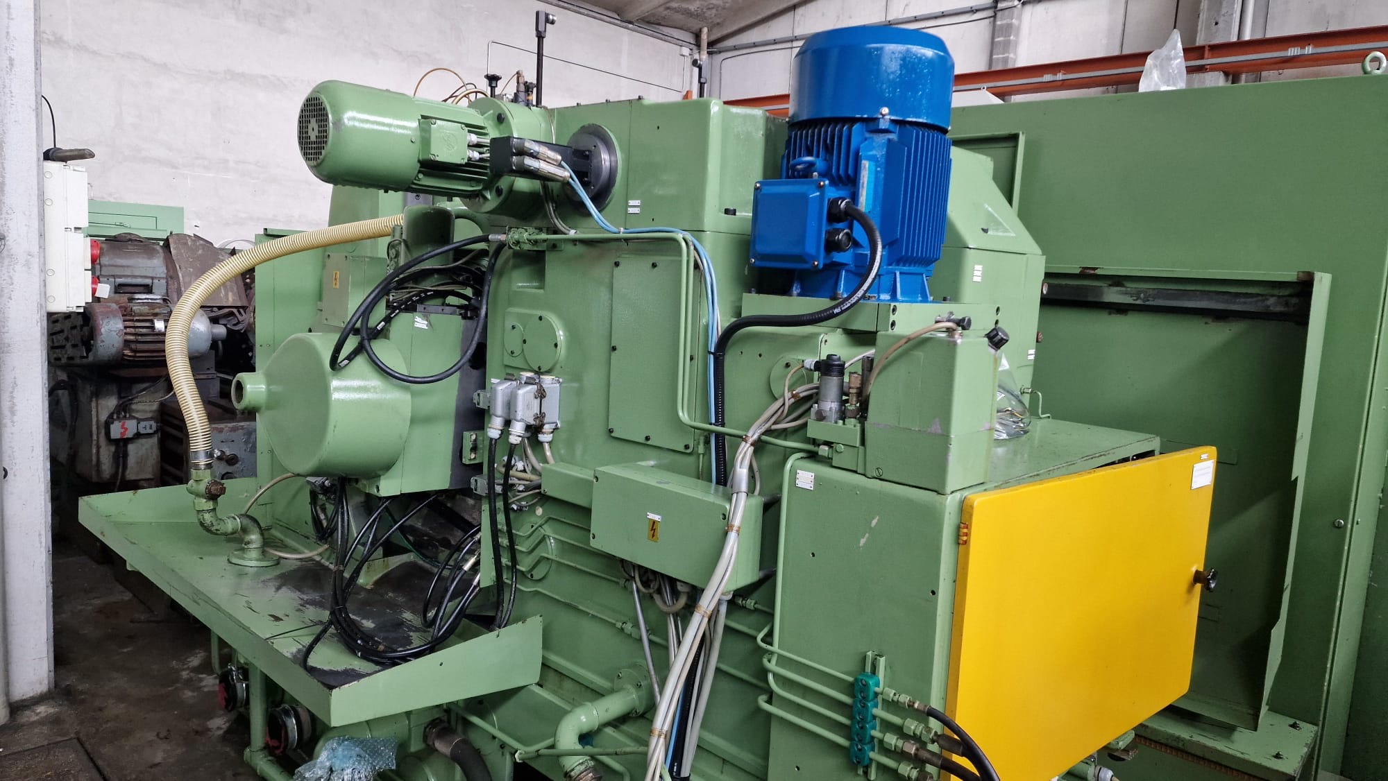 Usato Dentatrice a creatore LIEBHERR L200