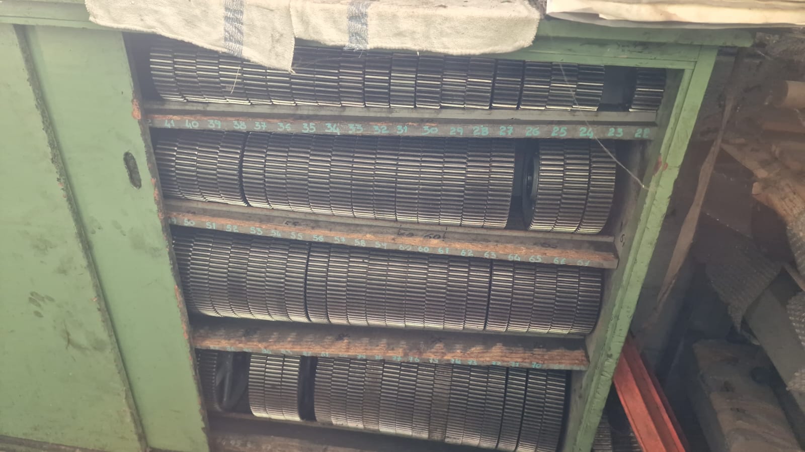 Usato Dentatrice a coltello MAAG SH 250