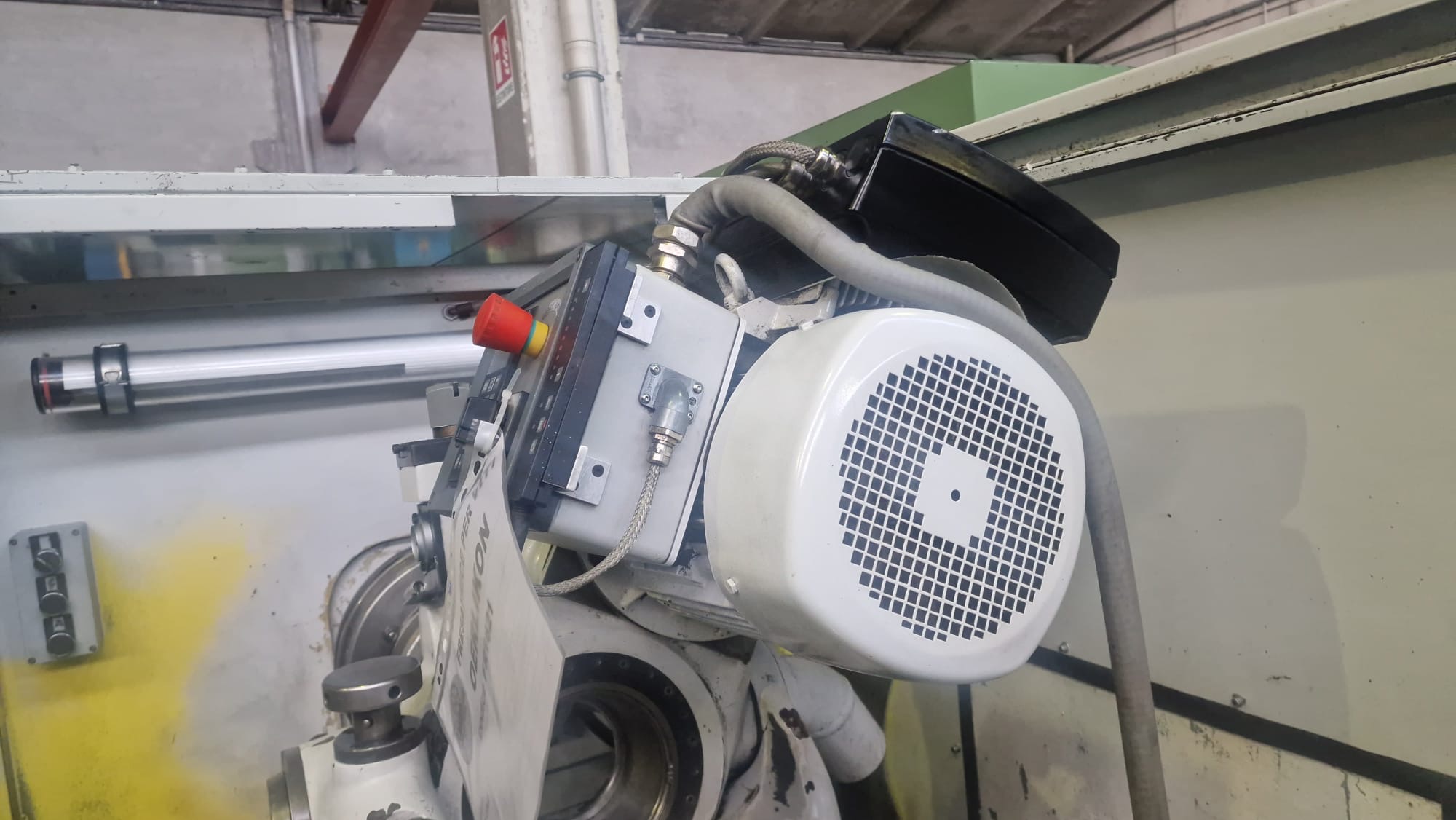 Usato Fresatrice per viti CNC OERLIKON