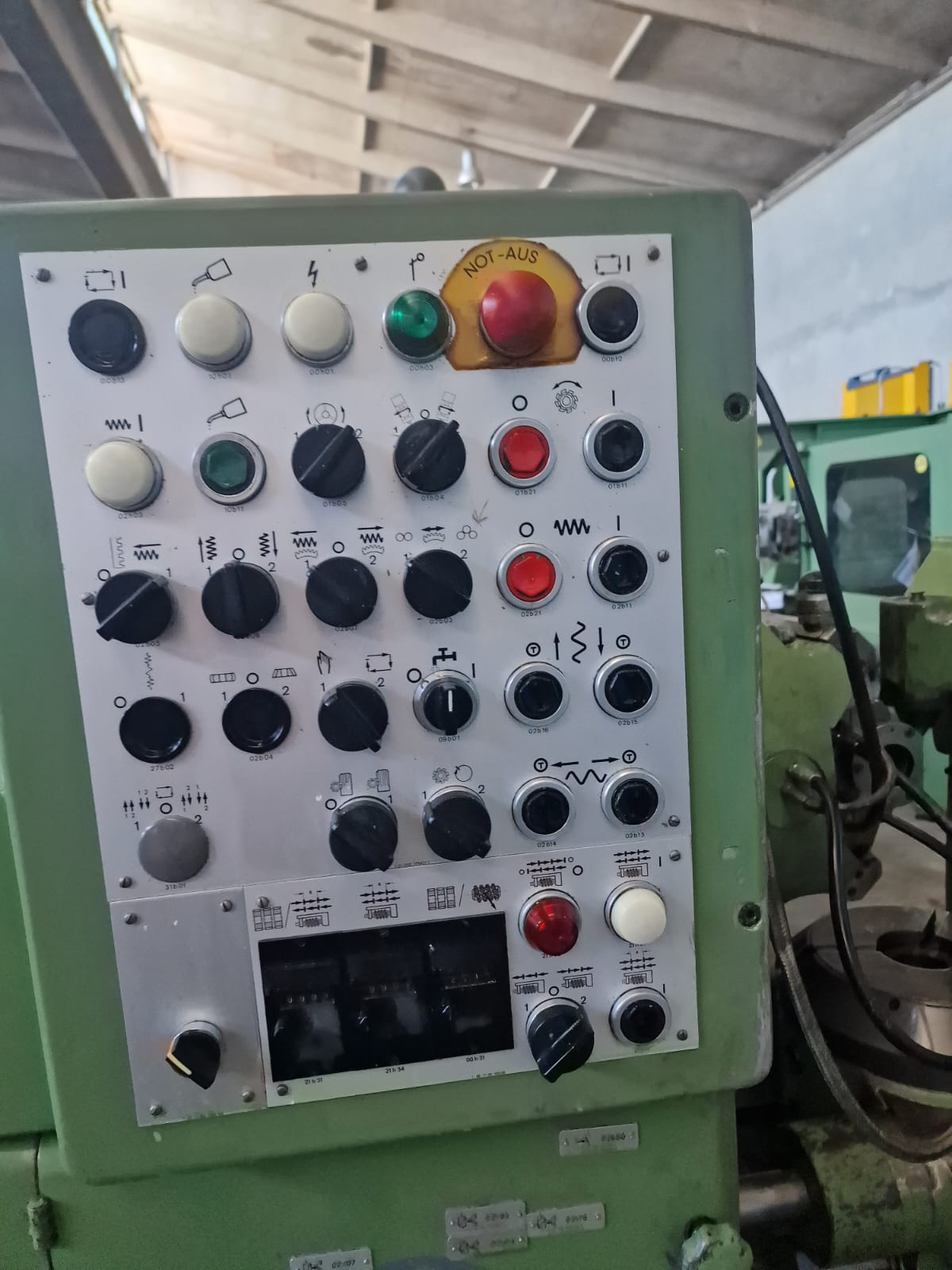 Usato Dentatrice a creatore PFAUTER P 251 HM