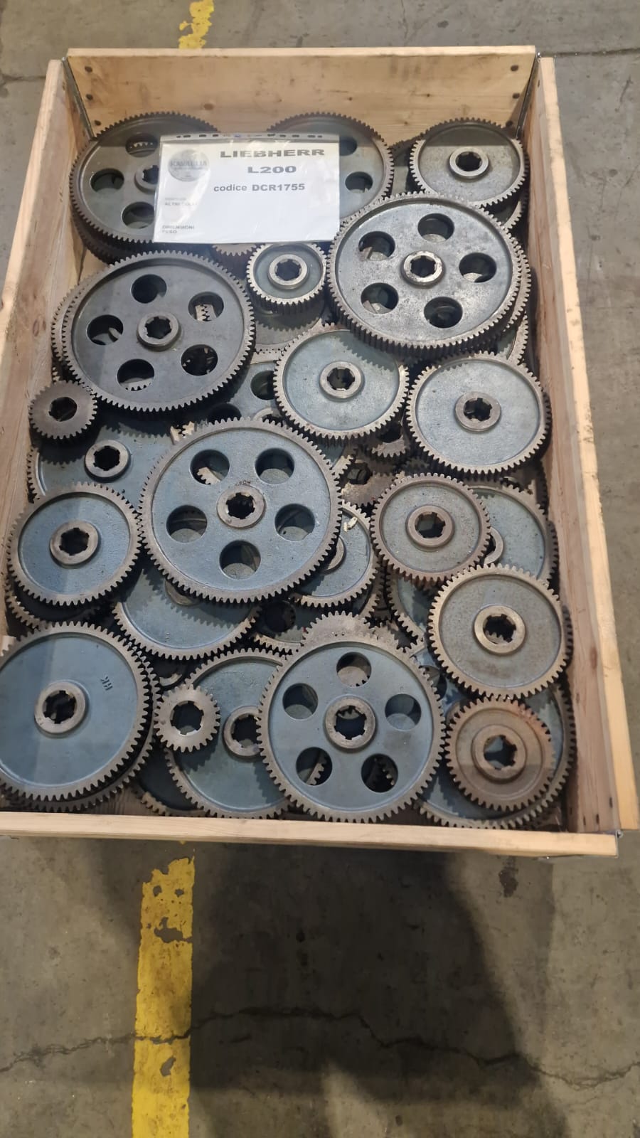 Usato Dentatrice a creatore LIEBHERR L 200