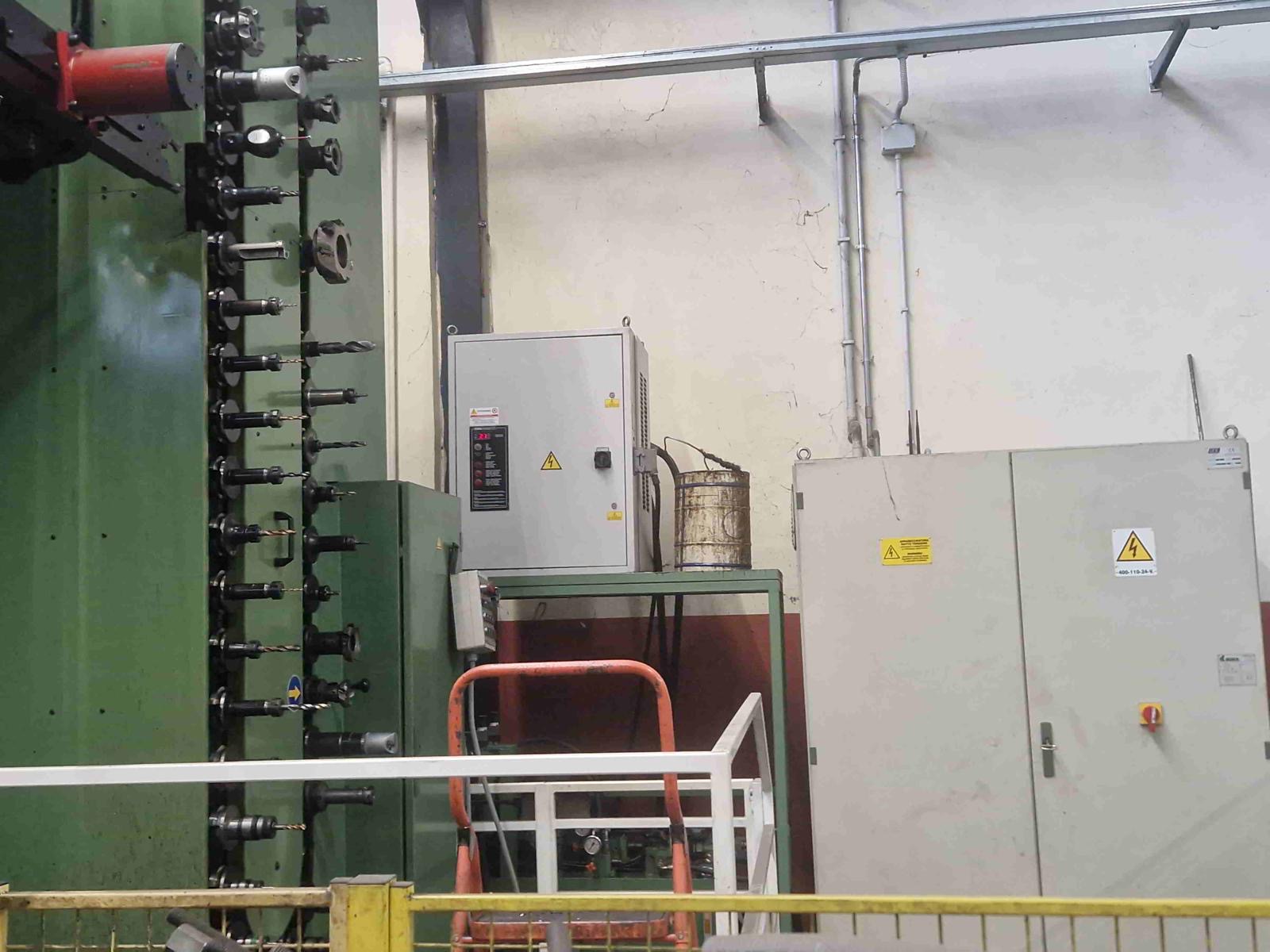 Usato Fresatrice DEBER M8M