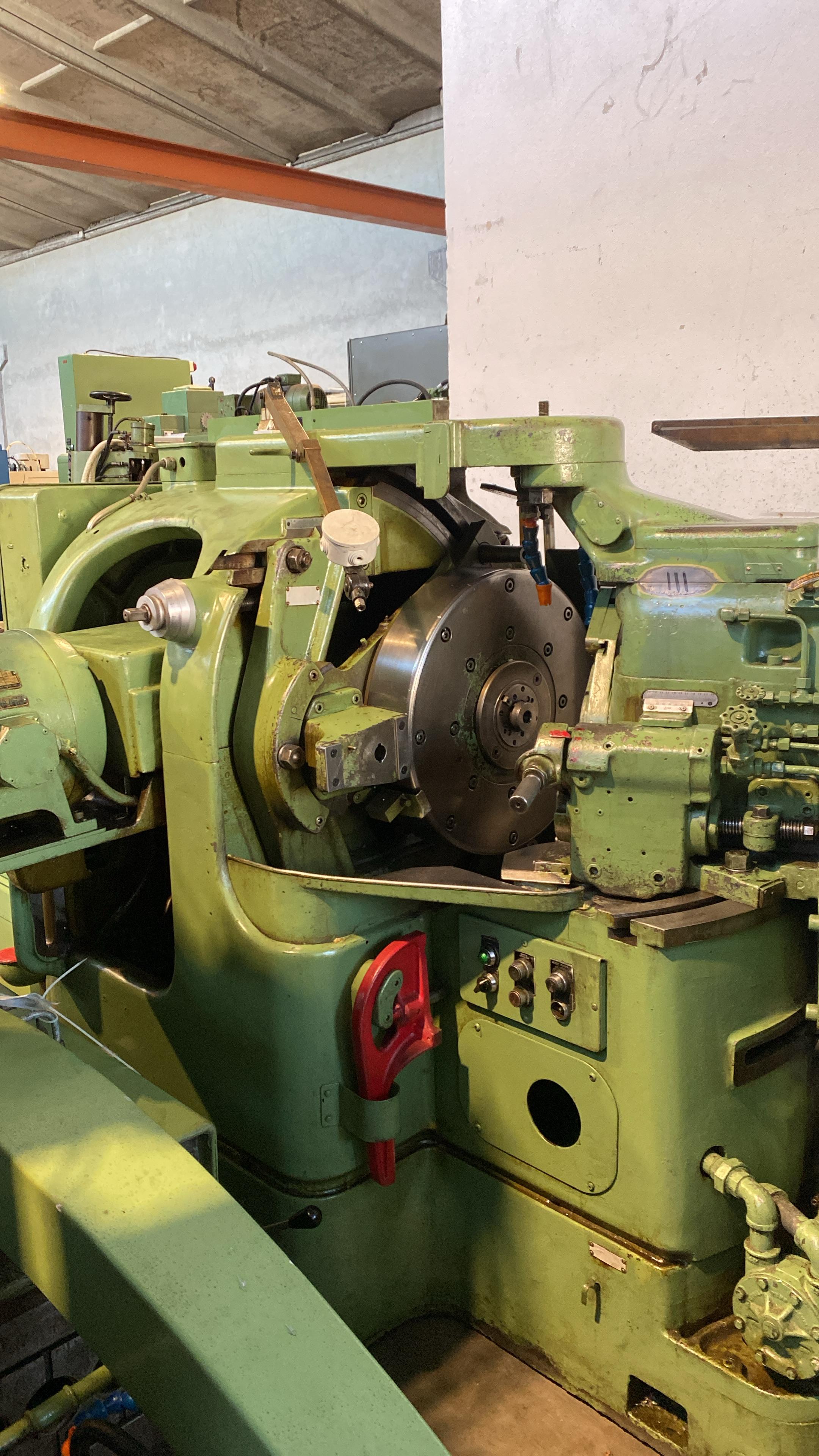 Usato Dentatrice per ingranaggi conici spiral GLEASON 11'' R