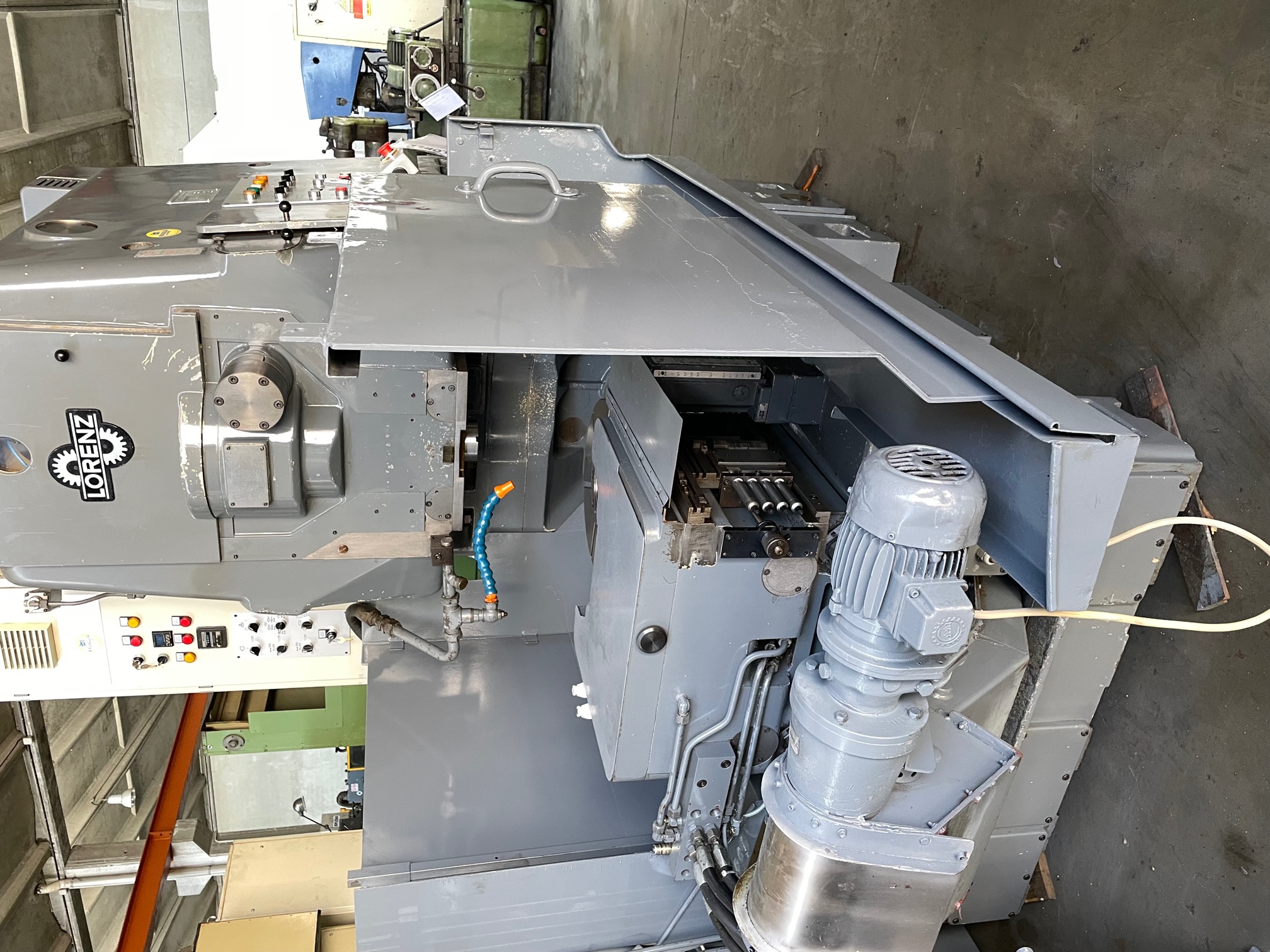 Usato Dentatrice a coltello LORENZ LS 400  