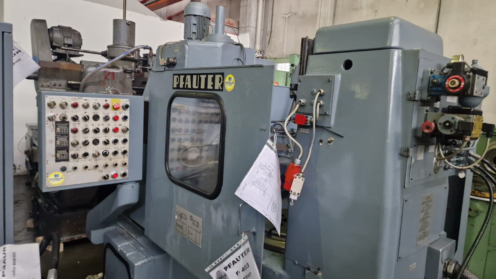 Usato Dentatrice a creatore PFAUTER P 403