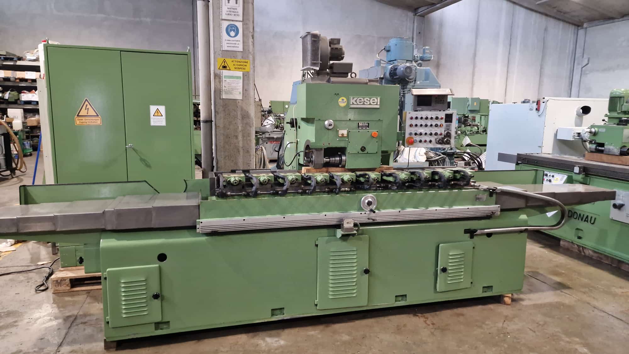 Usato Fresatrice per cremagliere KESEL L79/2100