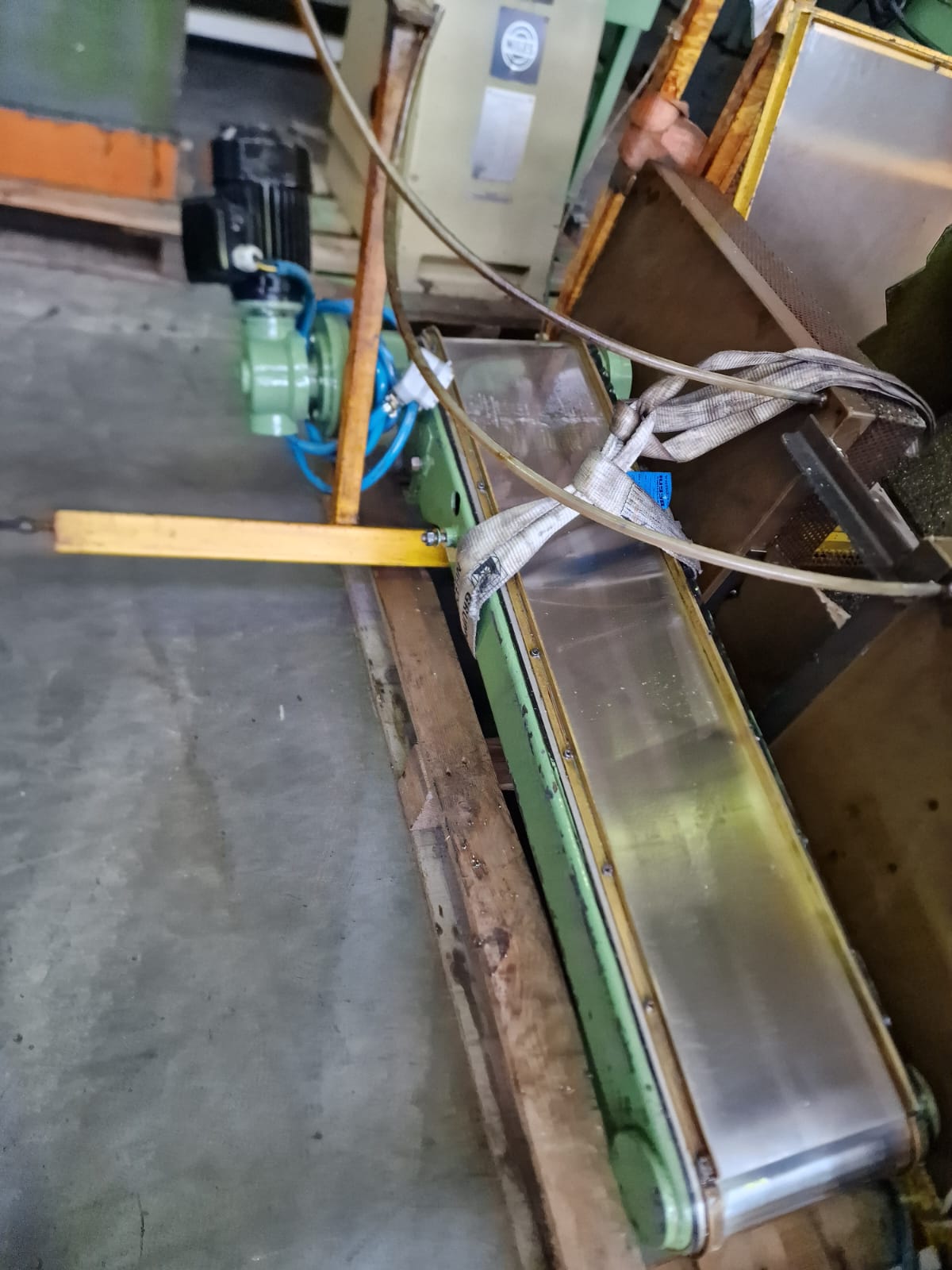 Usato Dentatrice a creatore LIEBHERR L 301