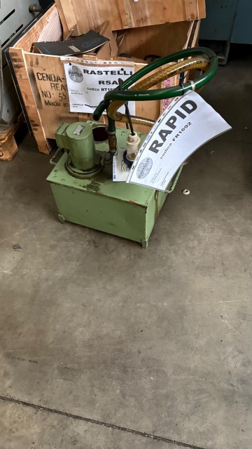 Usato Fresatrice per chiavette DORIA 200 NK