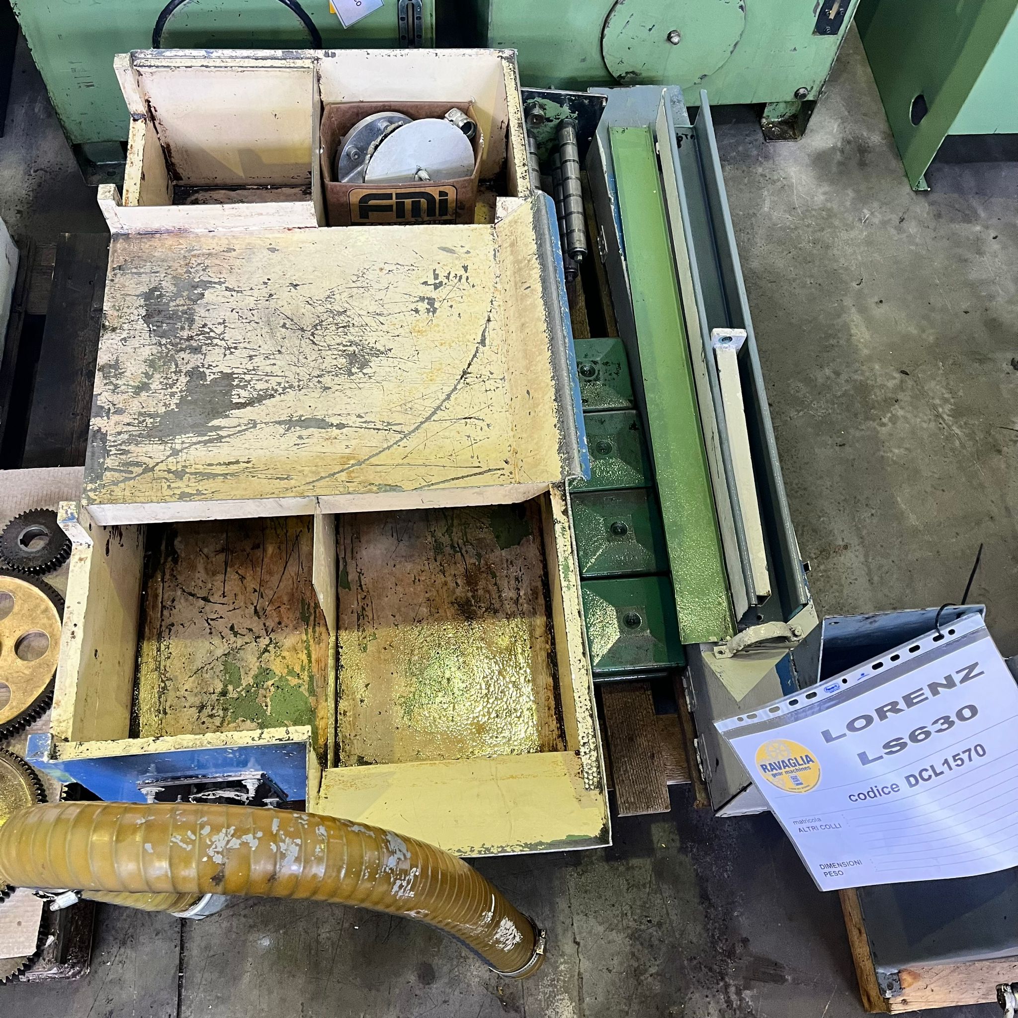 Usato Dentatrice a coltello LORENZ LS 630