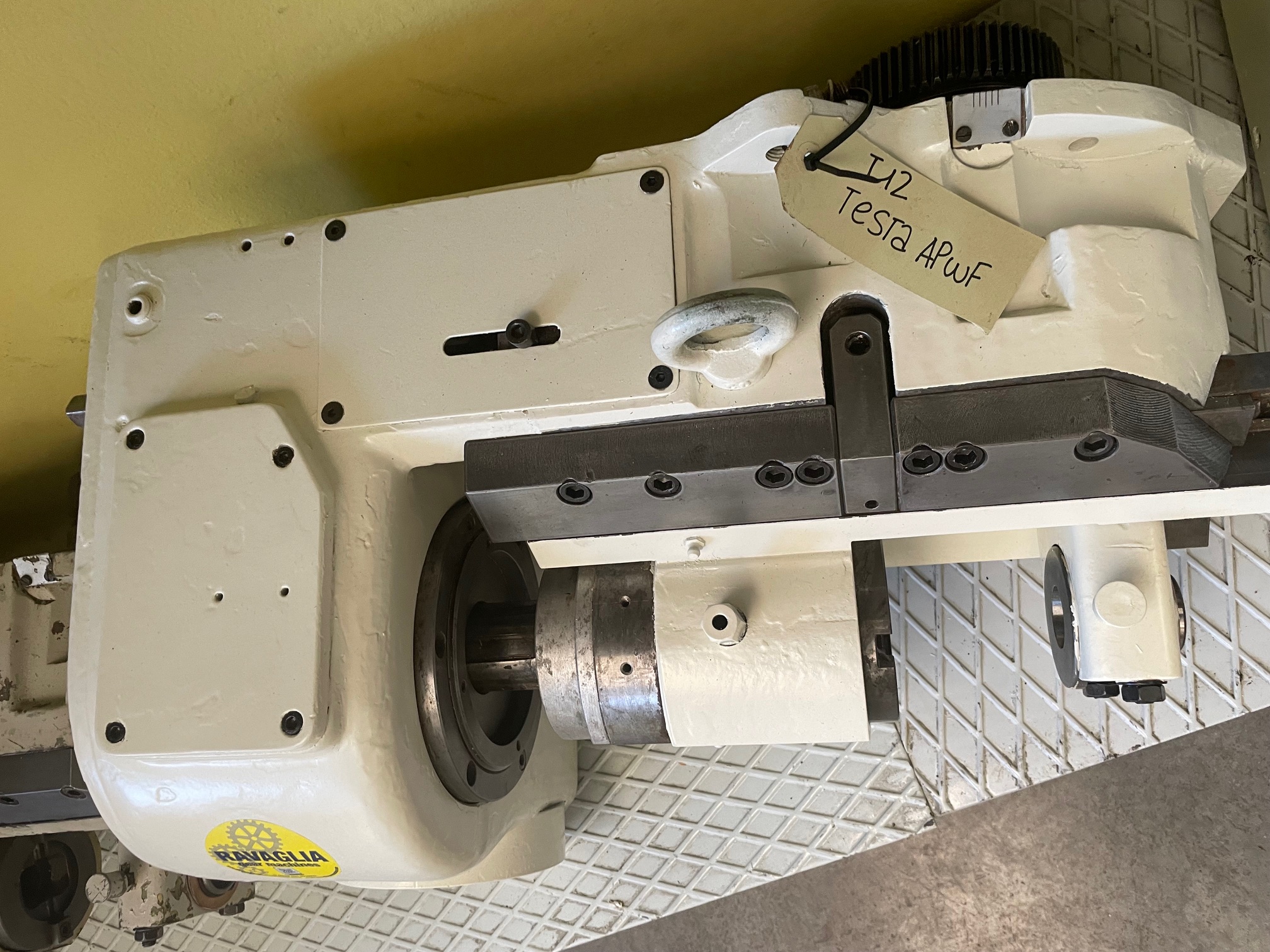 Usato Testa ApFW per fresatrici per viti e filetti HECKERT (Stock no. T12)