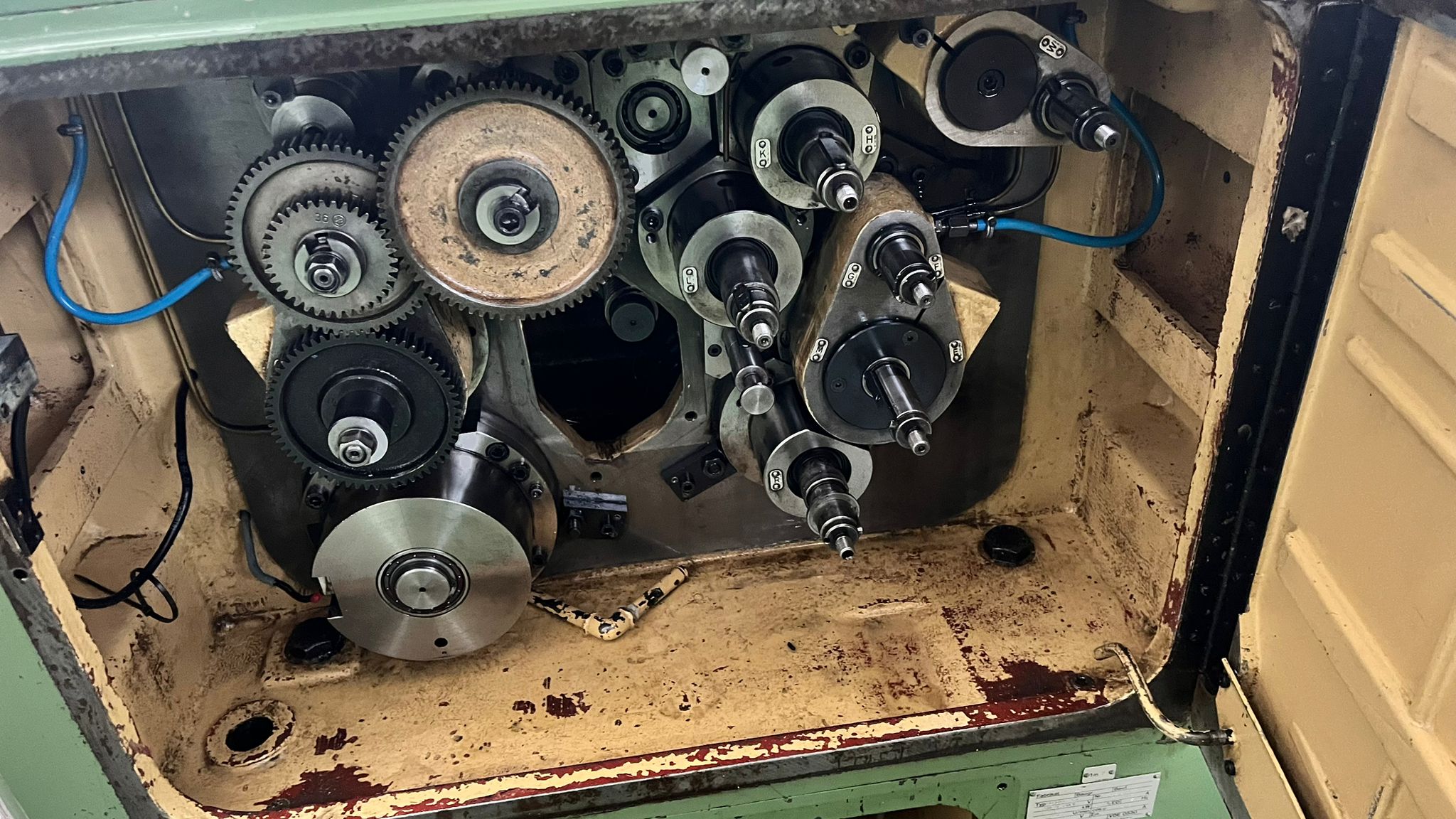 Usato Dentatrice a coltello LORENZ LS 300