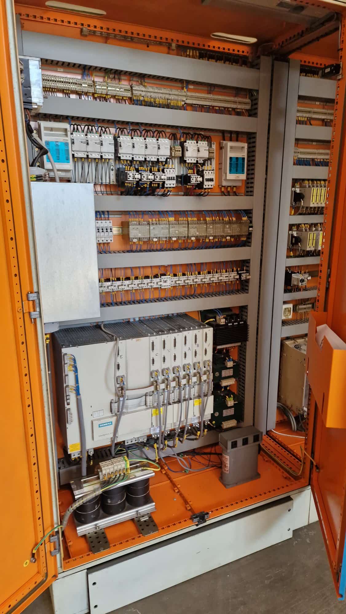 Usato Dentatrice a coltello GLEASON PFAUTER PSA 500 CNC