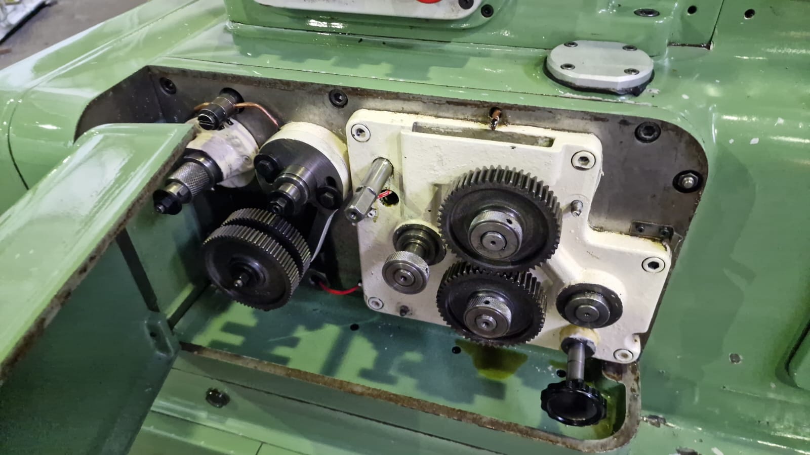 Usato Dentatrice a creatore PFAUTER P 250