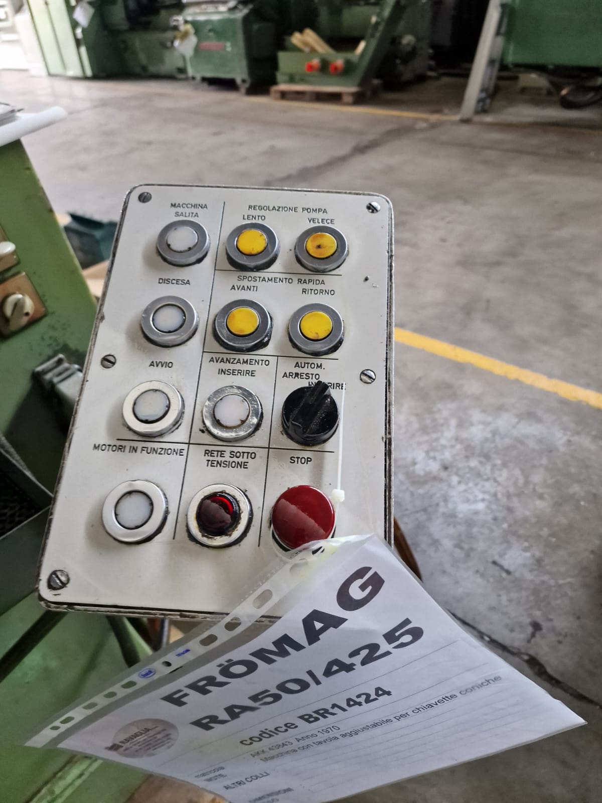 Usato Brocciatrice per chiavette FROMAG mod RA 50/425