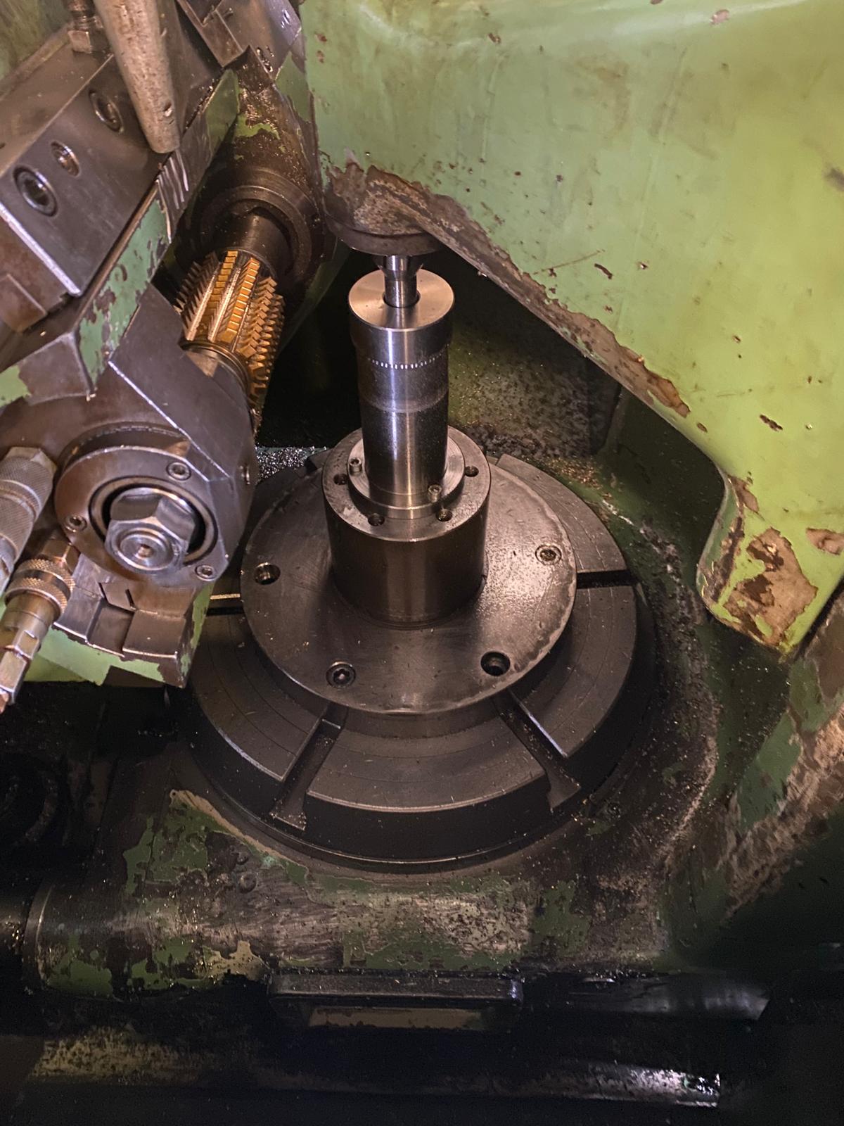 Usato Dentatrice a creatore PFAUTER P400