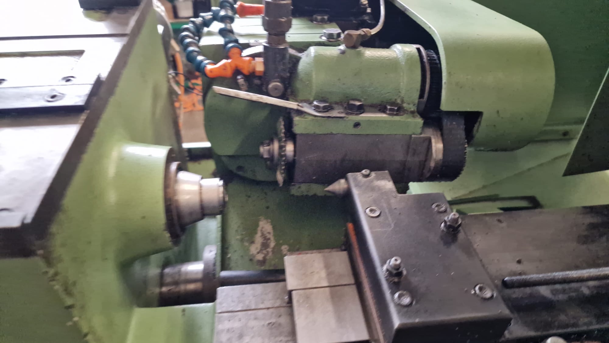 Usato Fresatrice per viti e filetti LAMBERT SA 124-B