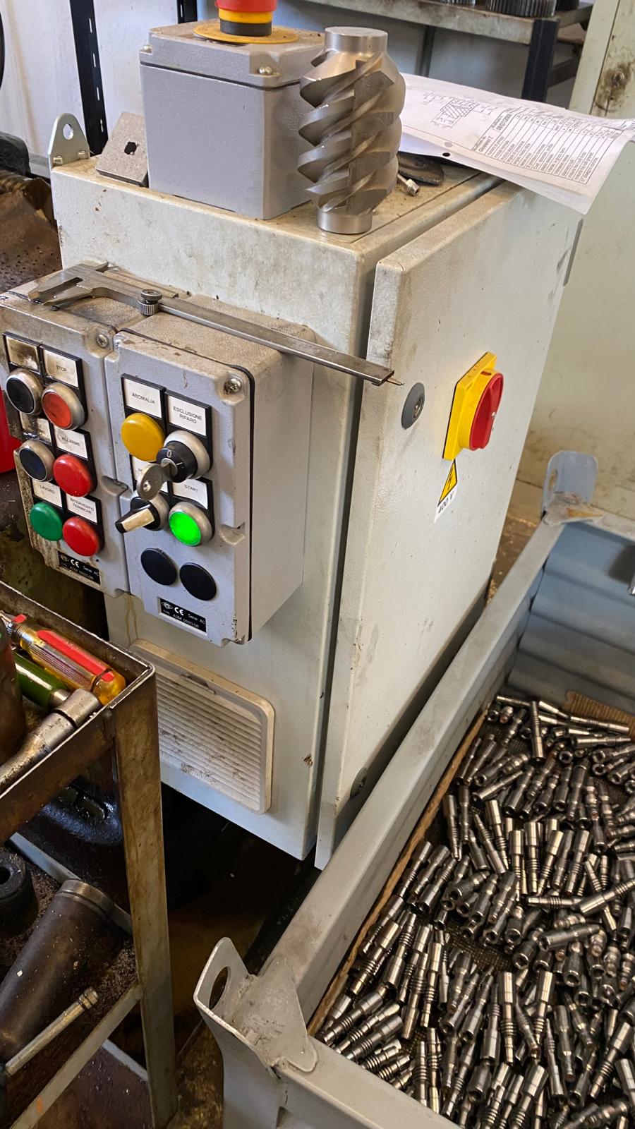 Usato Fresatrice per viti e filetti WANDERER 500