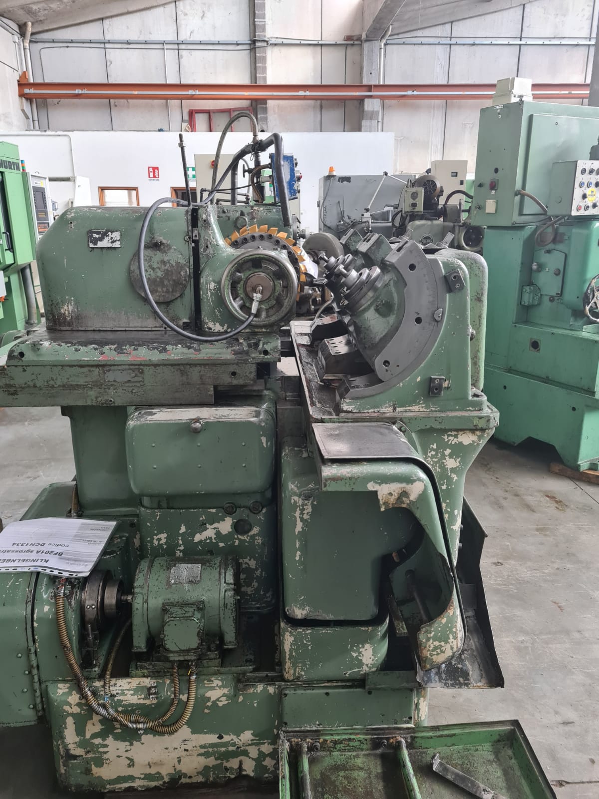 Usato Dentatrice per ingranaggi conici diritti  KLINGELNBERG BF 201A - sgrossatrice