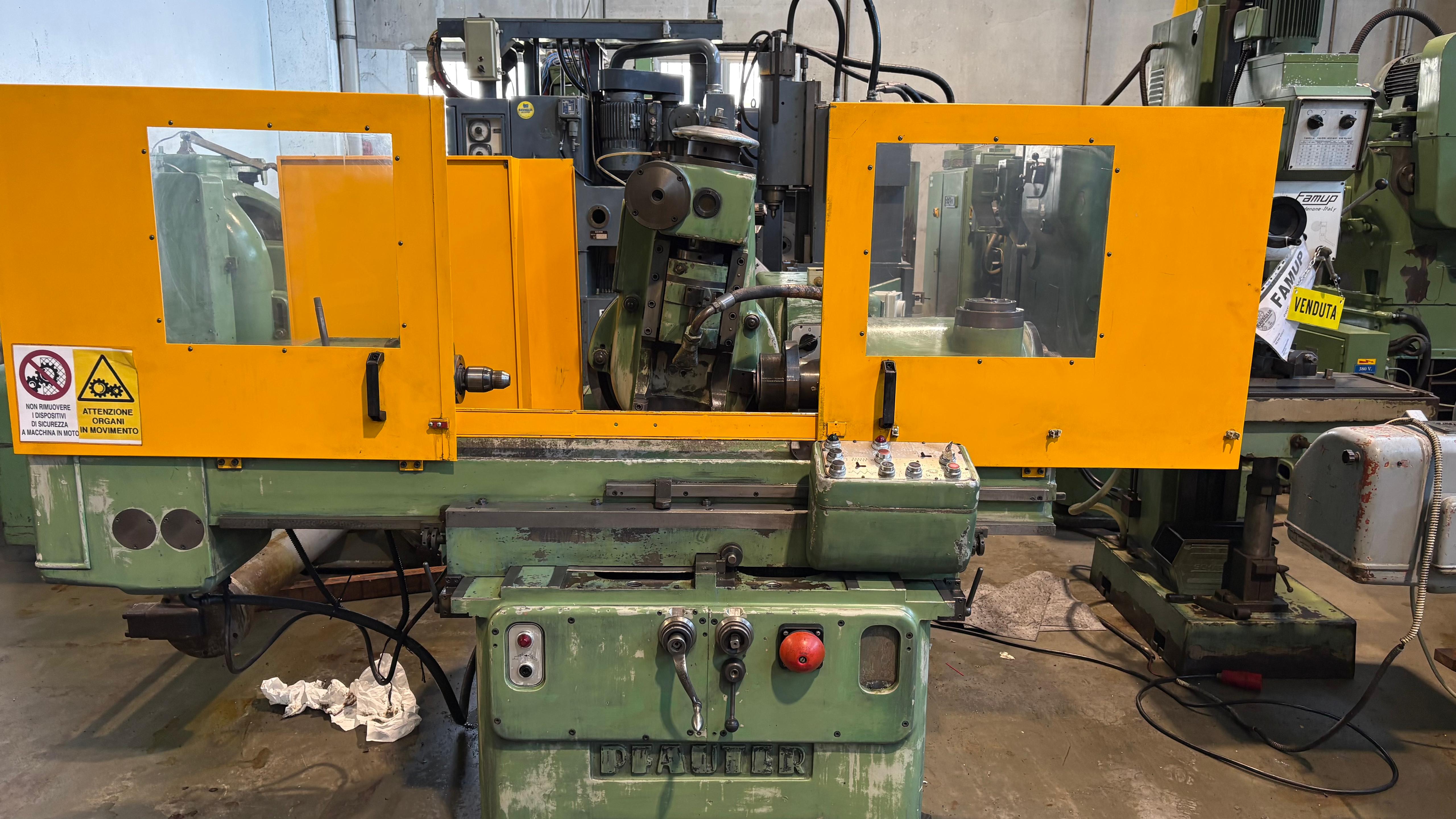 Usato Dentatrice a creatore PFAUTER RS9K