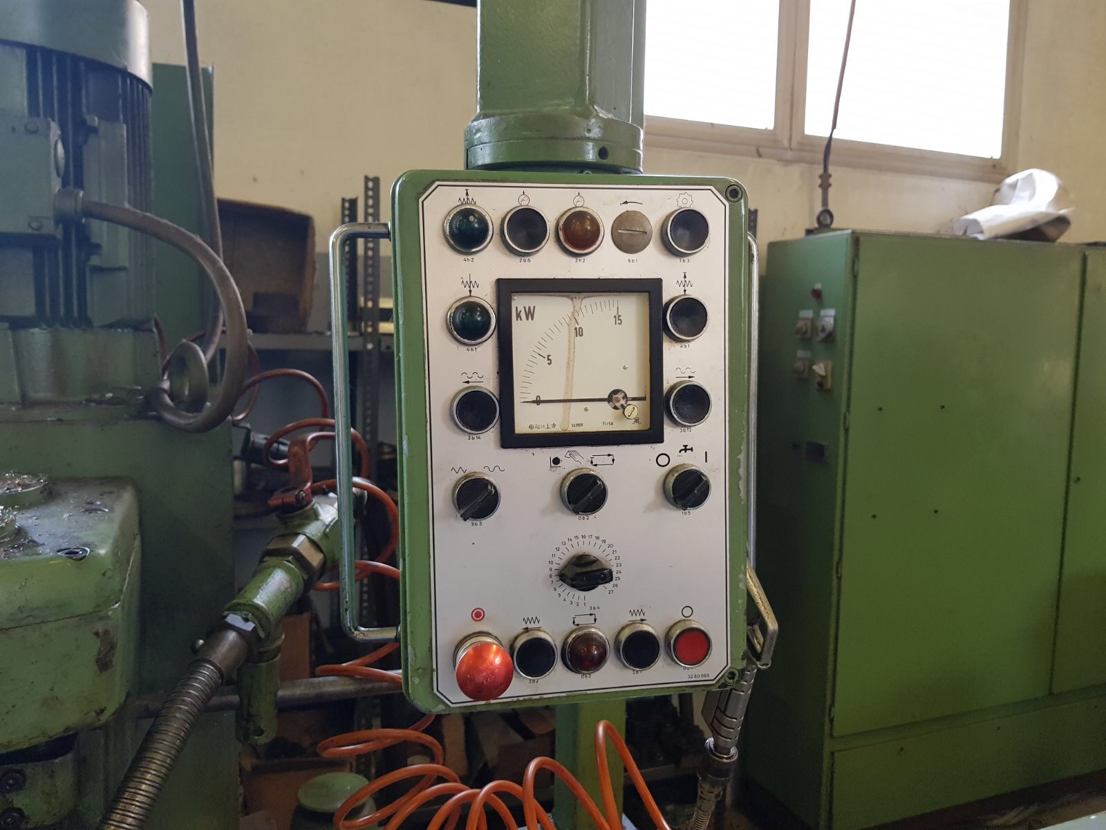 Usato Fresatrice per scanalati WANDERER GF322