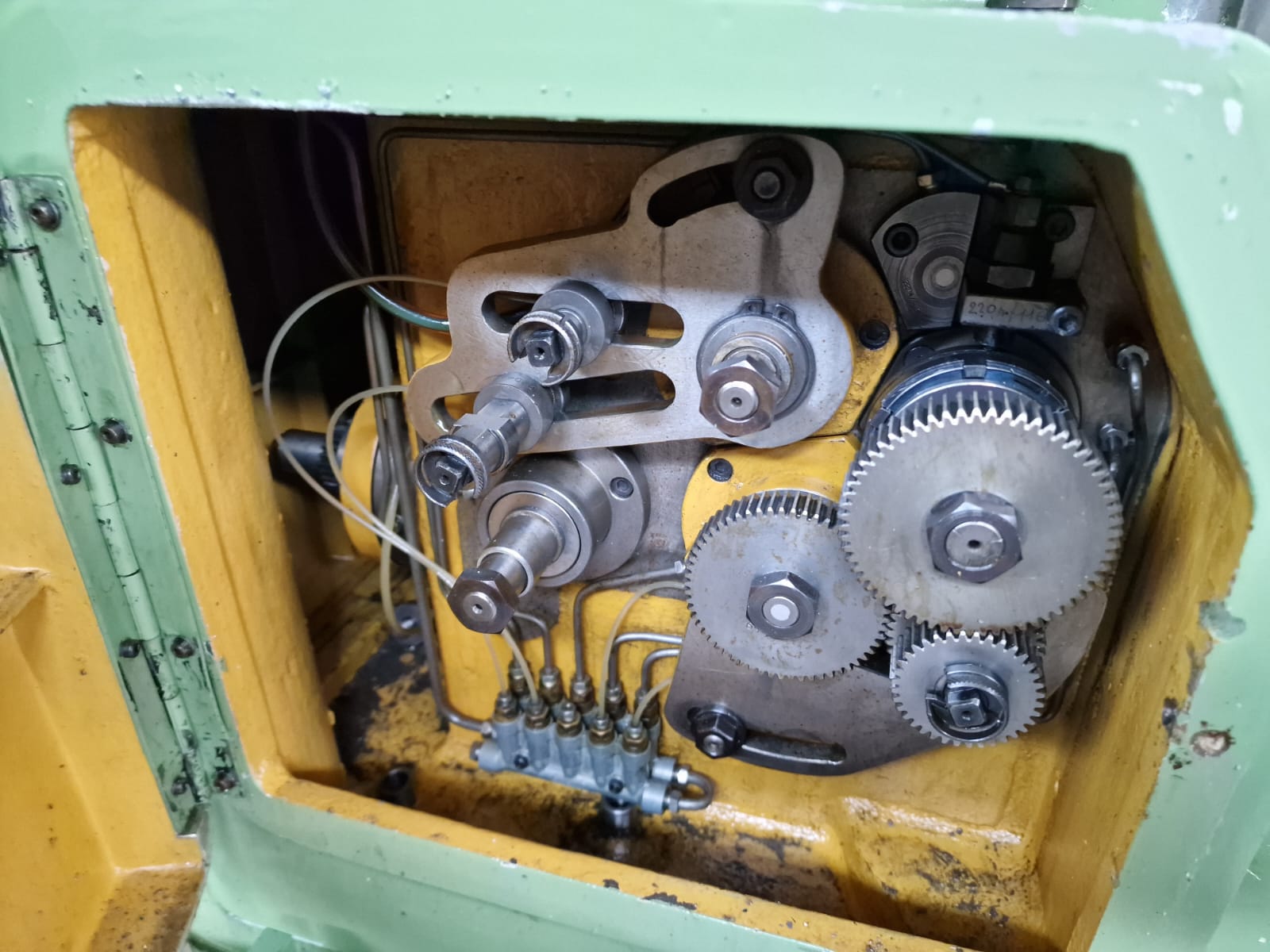 Usato Dentatrice a creatore verticale CIMA P3CH