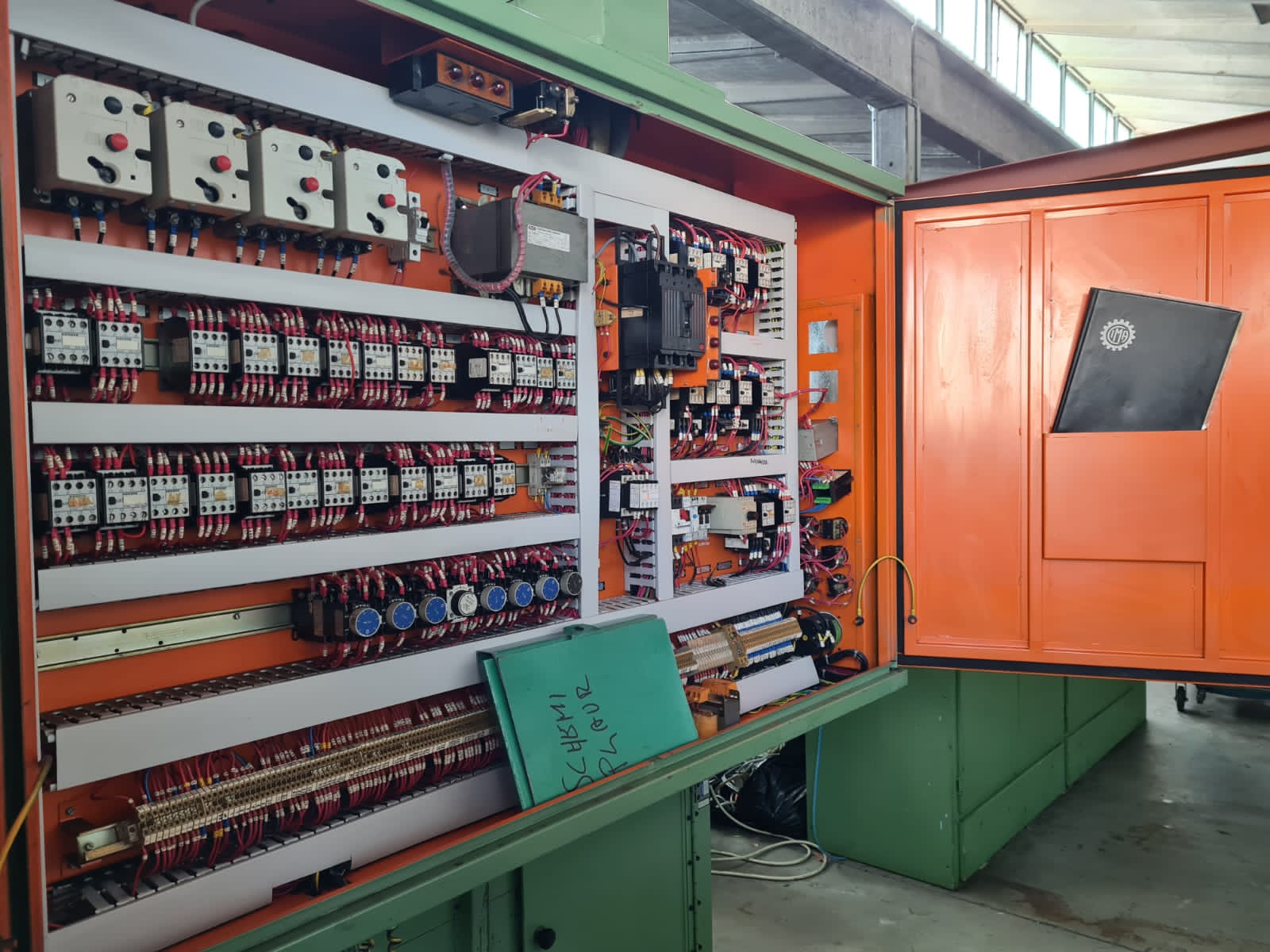 Usato Dentatrice a creatore verticale CIMA P4AUR