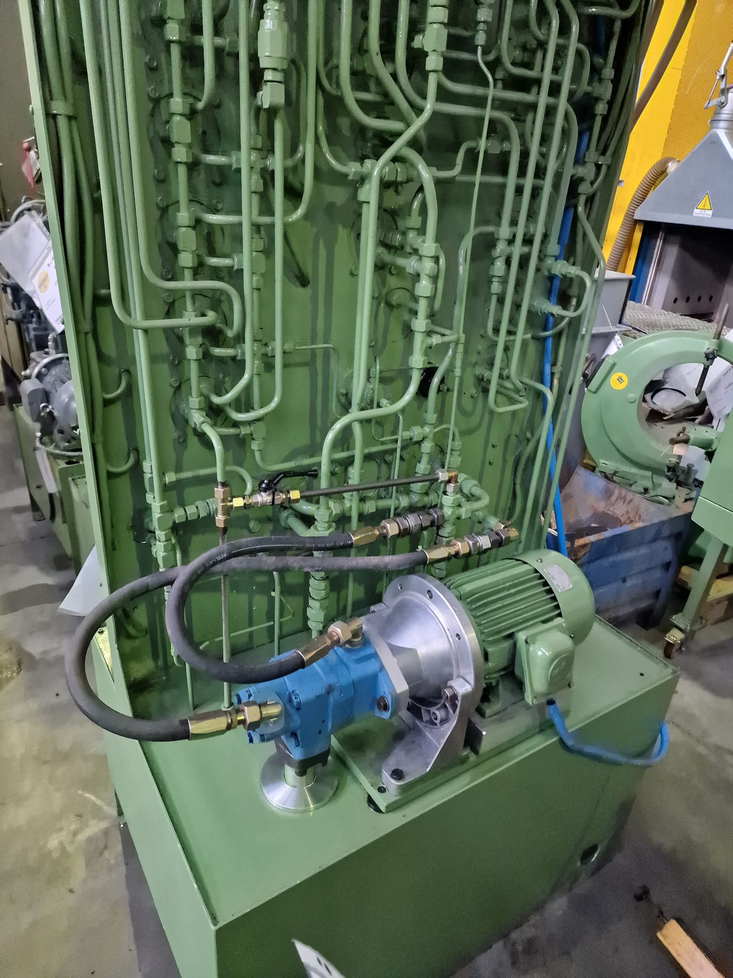 Usato Dentatrice a creatore LIEBHERR L 301