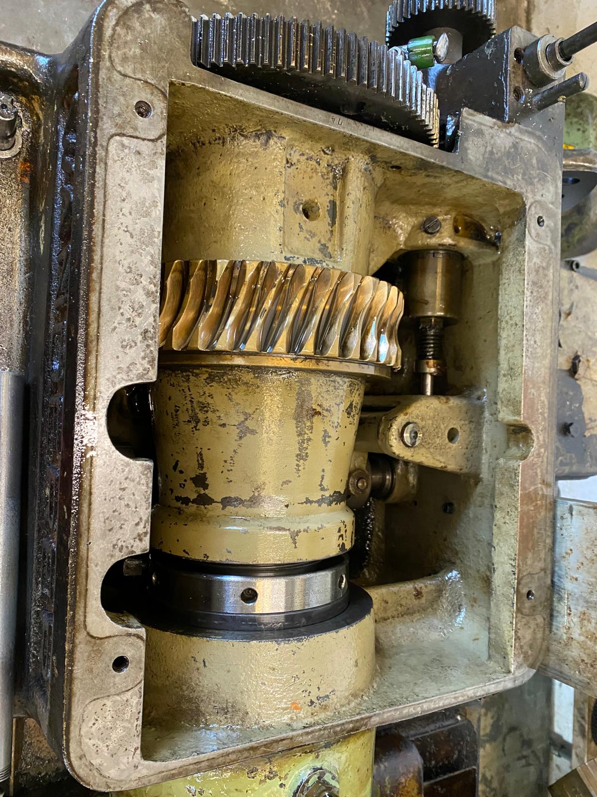 Usato Fresatrice per viti e filetti WANDERER 500