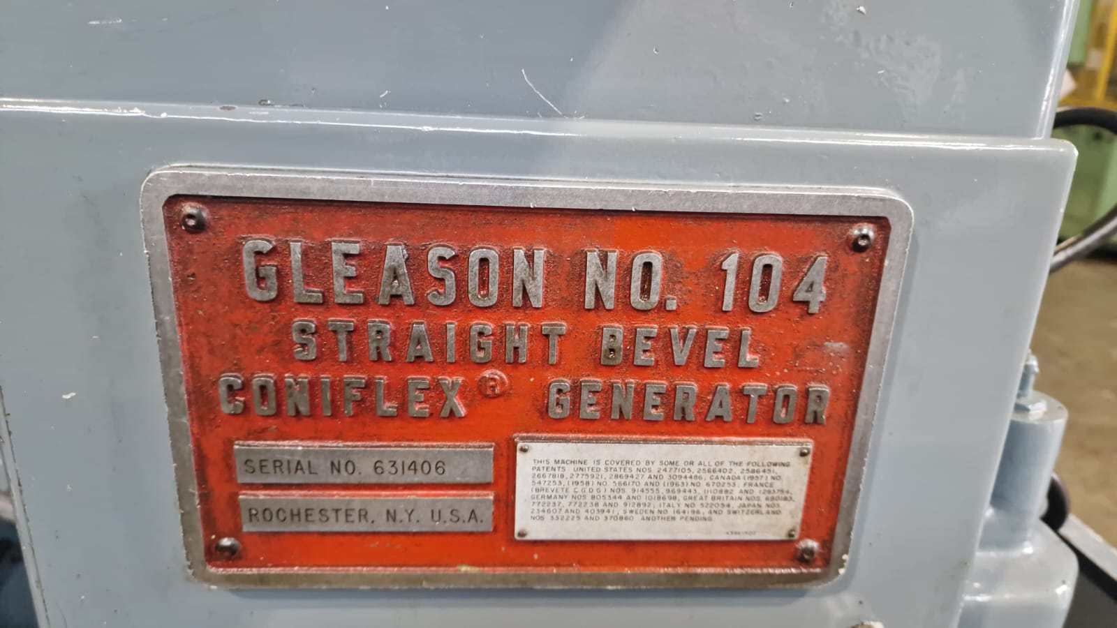 Usato Dentatrice per ingranaggi conici diritti GLEASON 104 Coniflex