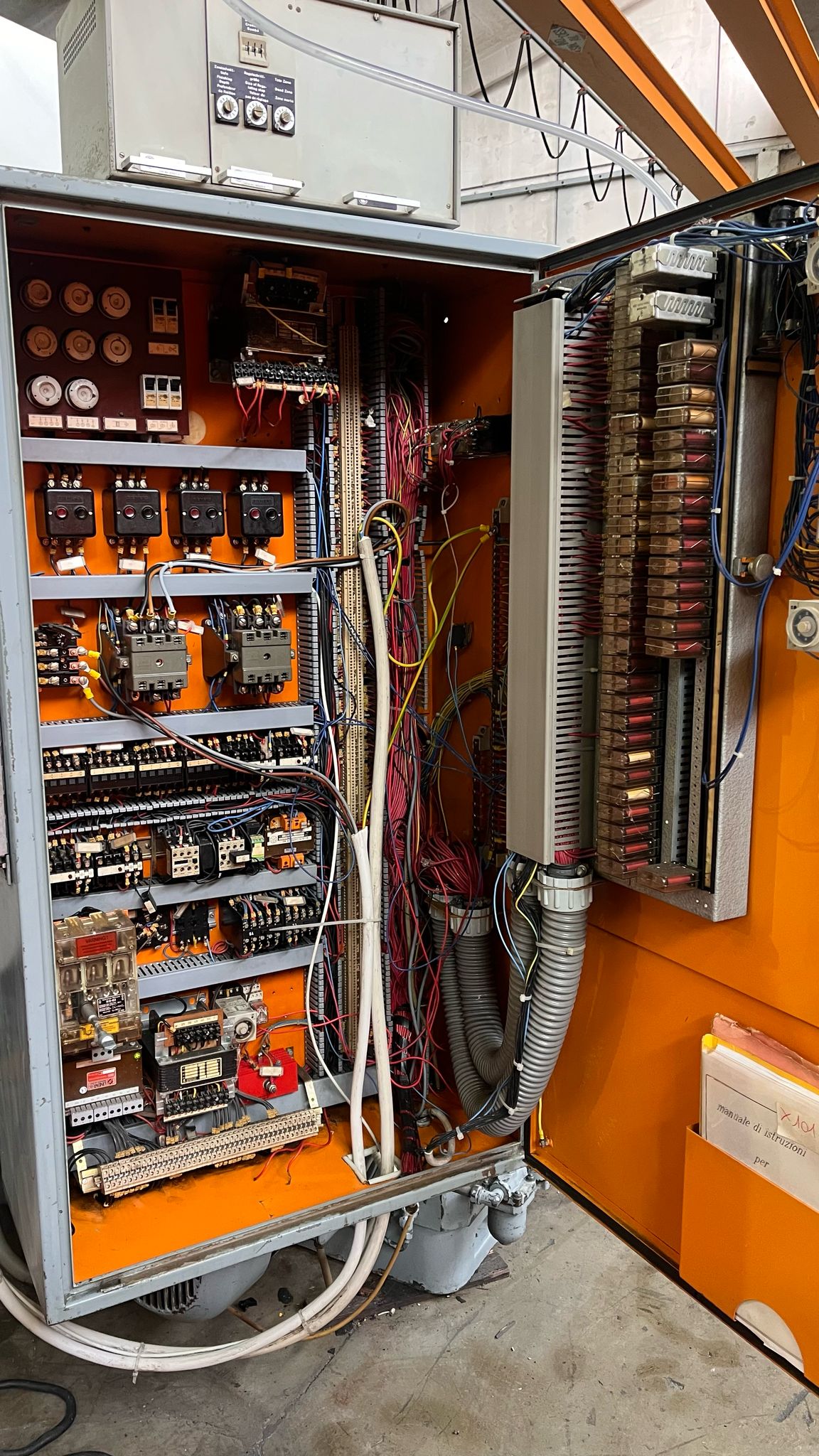 Usato Dentatrice a creatore PFAUTER P 630