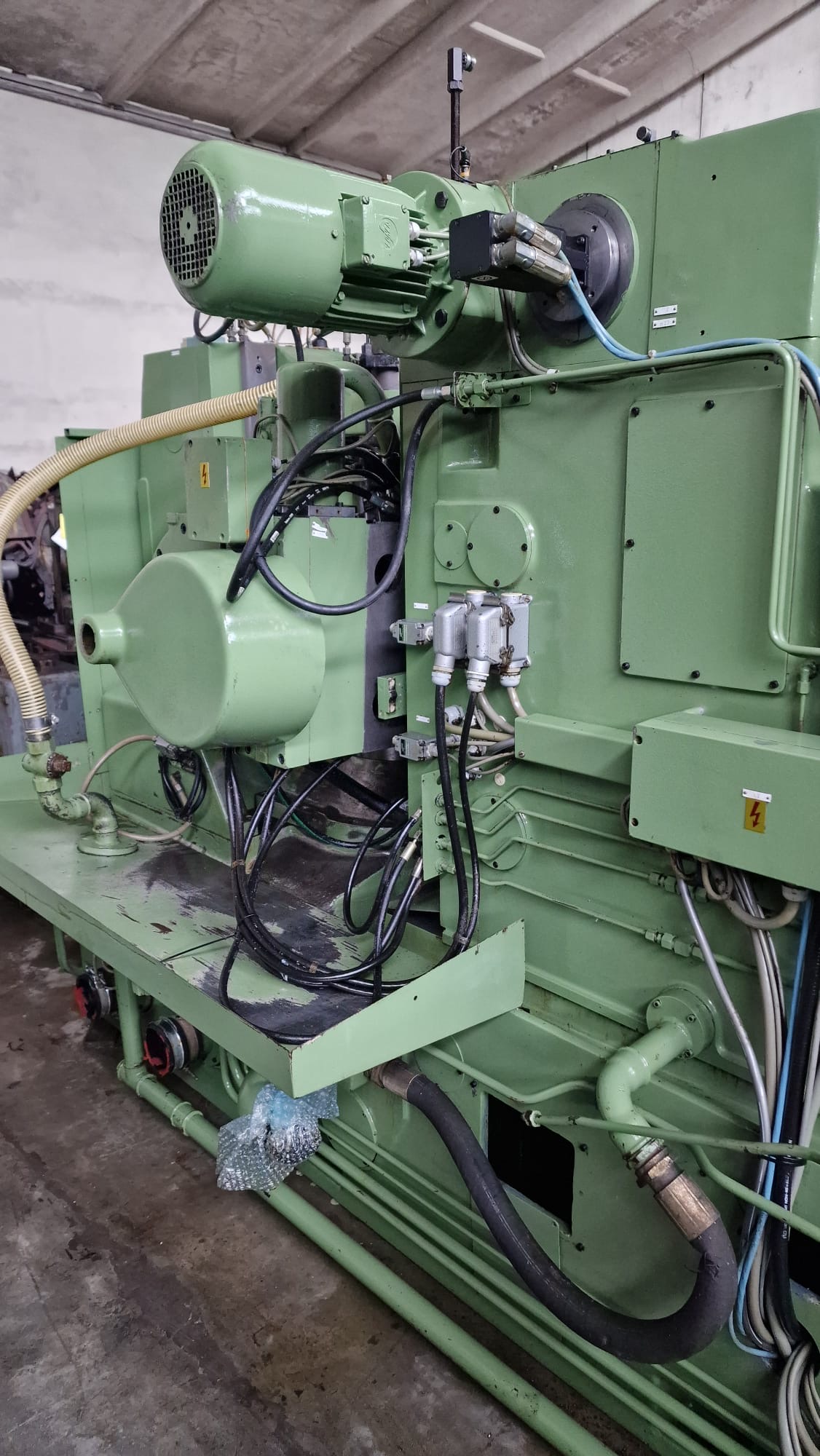 Usato Dentatrice a creatore LIEBHERR L200