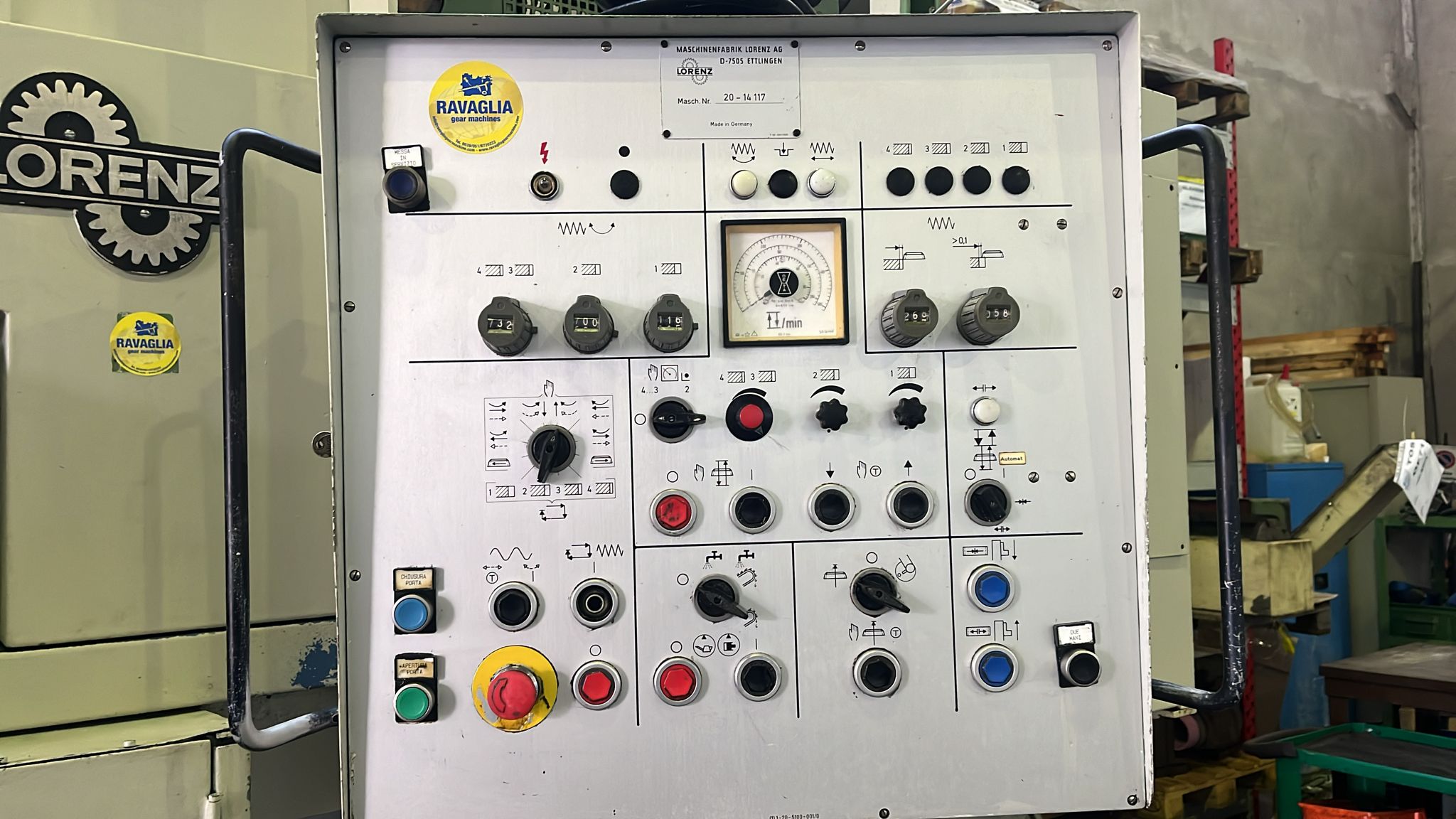 Usato Dentatrice a coltello LORENZ LS 630